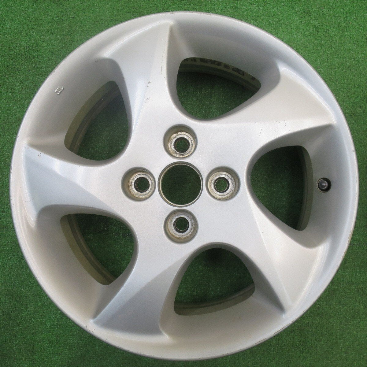 4本価格★マツダ DY デミオ 純正 ホイール 15インチ 15×6J PCD100/4H★5111603NJホ