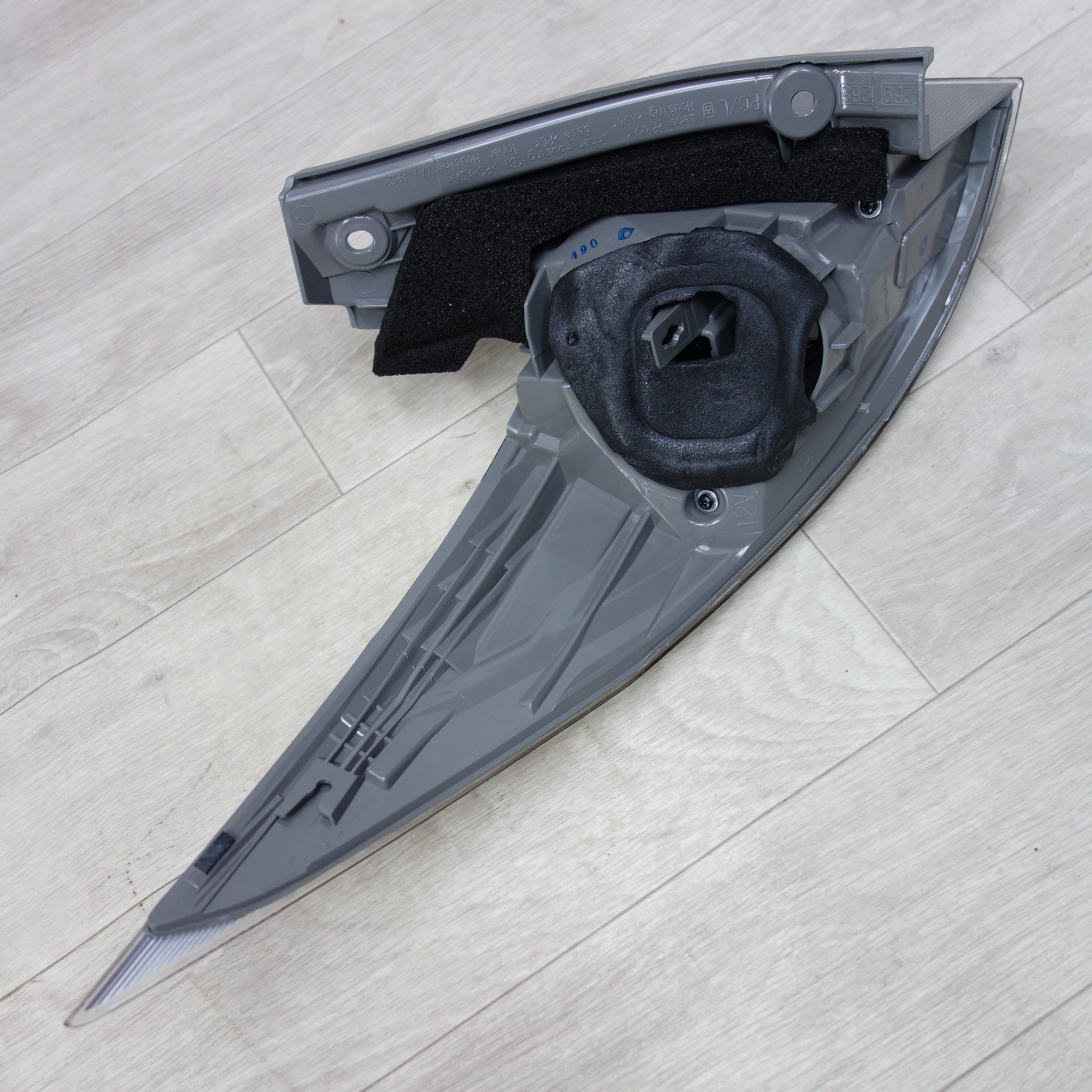 送料無料] 新車外し!左右セット◇トヨタ エスティマ 50系 純正 LED