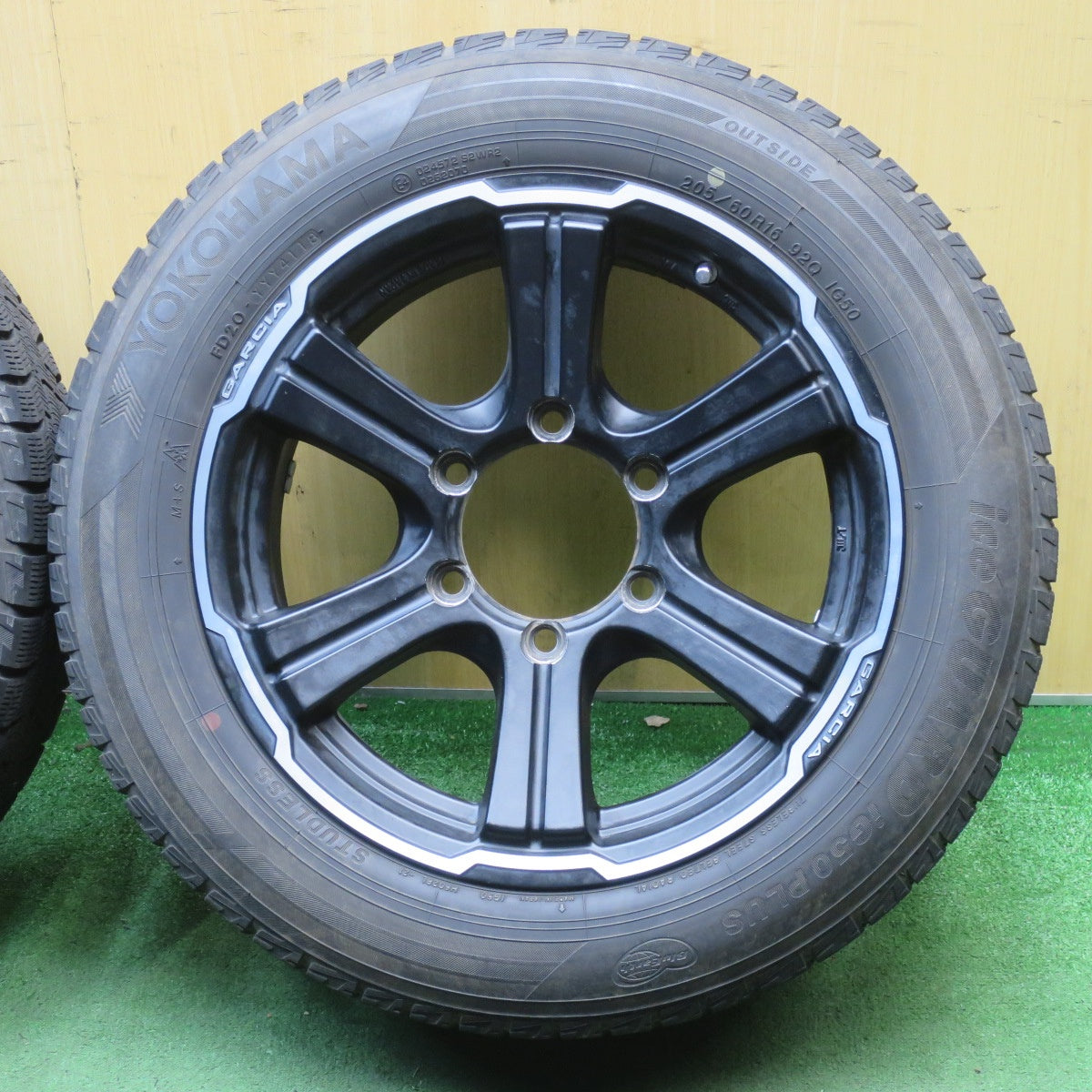バリ溝！9.5分◎RAYS GARCIA REVOLVER 205/60R16 スタッドレス ヨコハマ アイスガード iG50 プラス レイズ ガルシア リボルバー 16インチ PCD139.7/6H◎6060801NJス