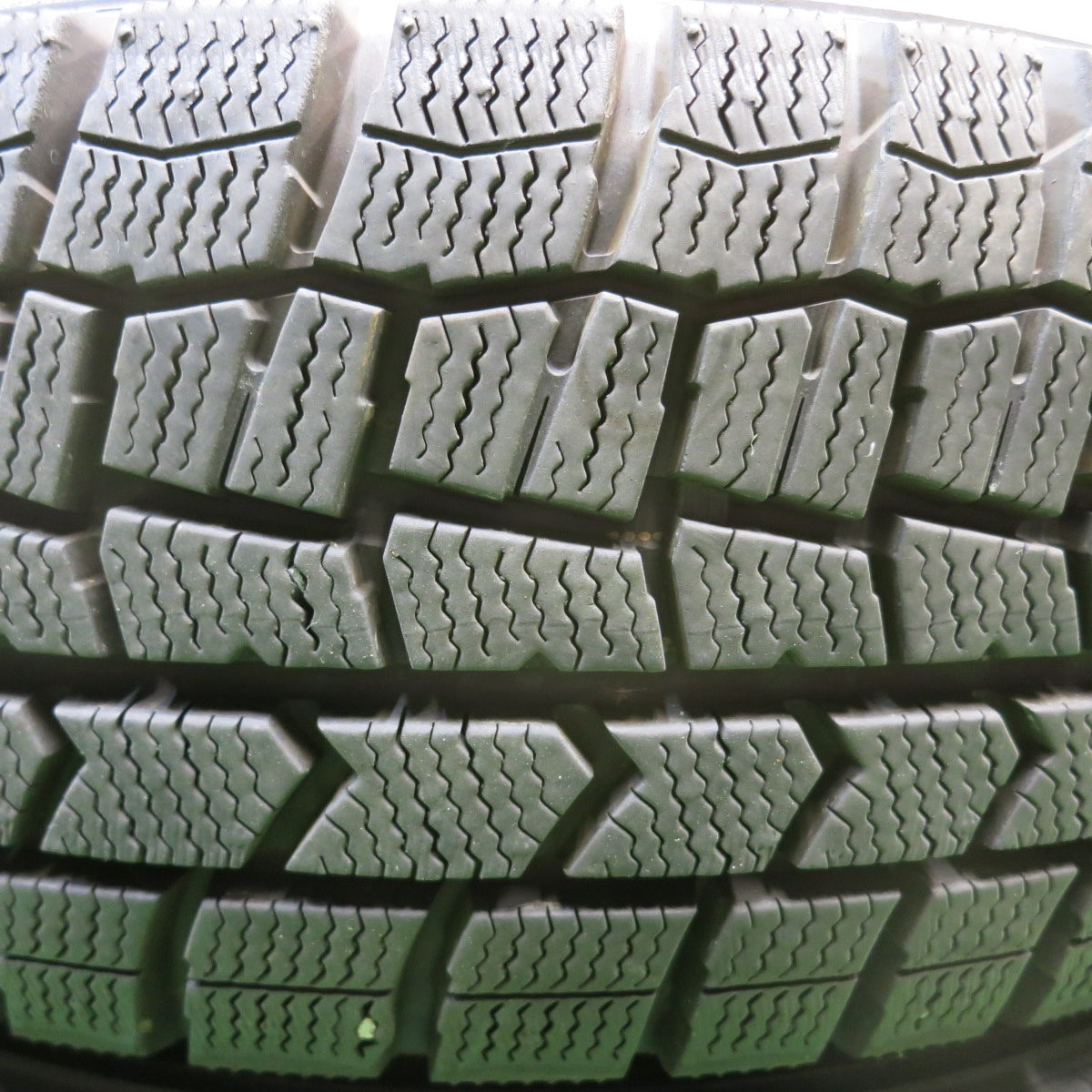 バリ溝！23年！9分★スタッドレス 175/65R14 ダンロップ ウインターマックス WM02 スチール ホイール PCD100 114.3/4H マルチ★5102313HAス