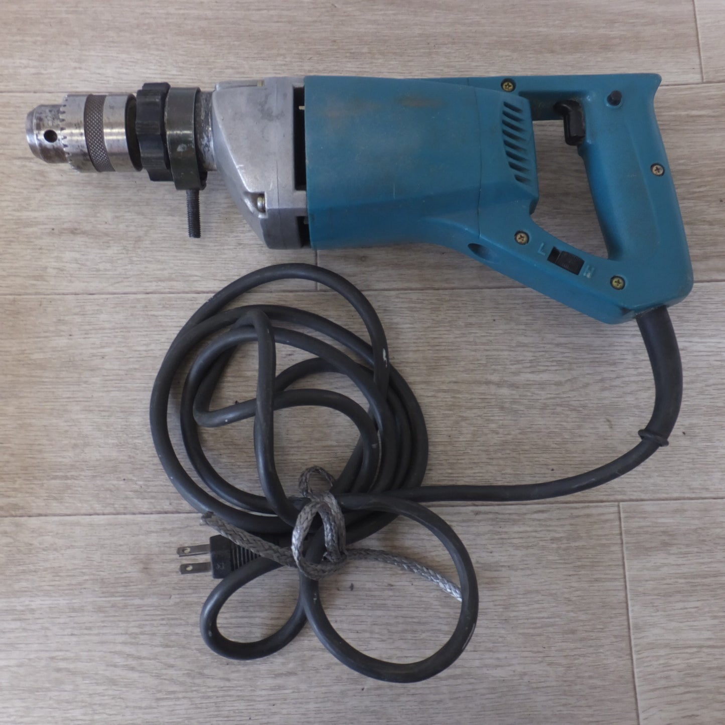[送料無料] ★マキタ makita 19mm 2スピード震動ドリル 8419B　100V 580W 50-60Hz 6A★