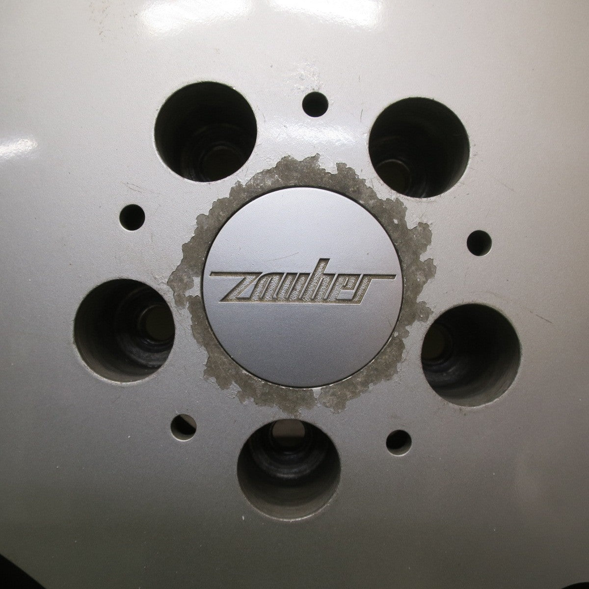 バリ溝！9.5分★スタッドレス 215/60R16 グッドイヤー アイスナビ ZEA Zauber ザウバー 16インチ PCD114.3/5H★5093015イス