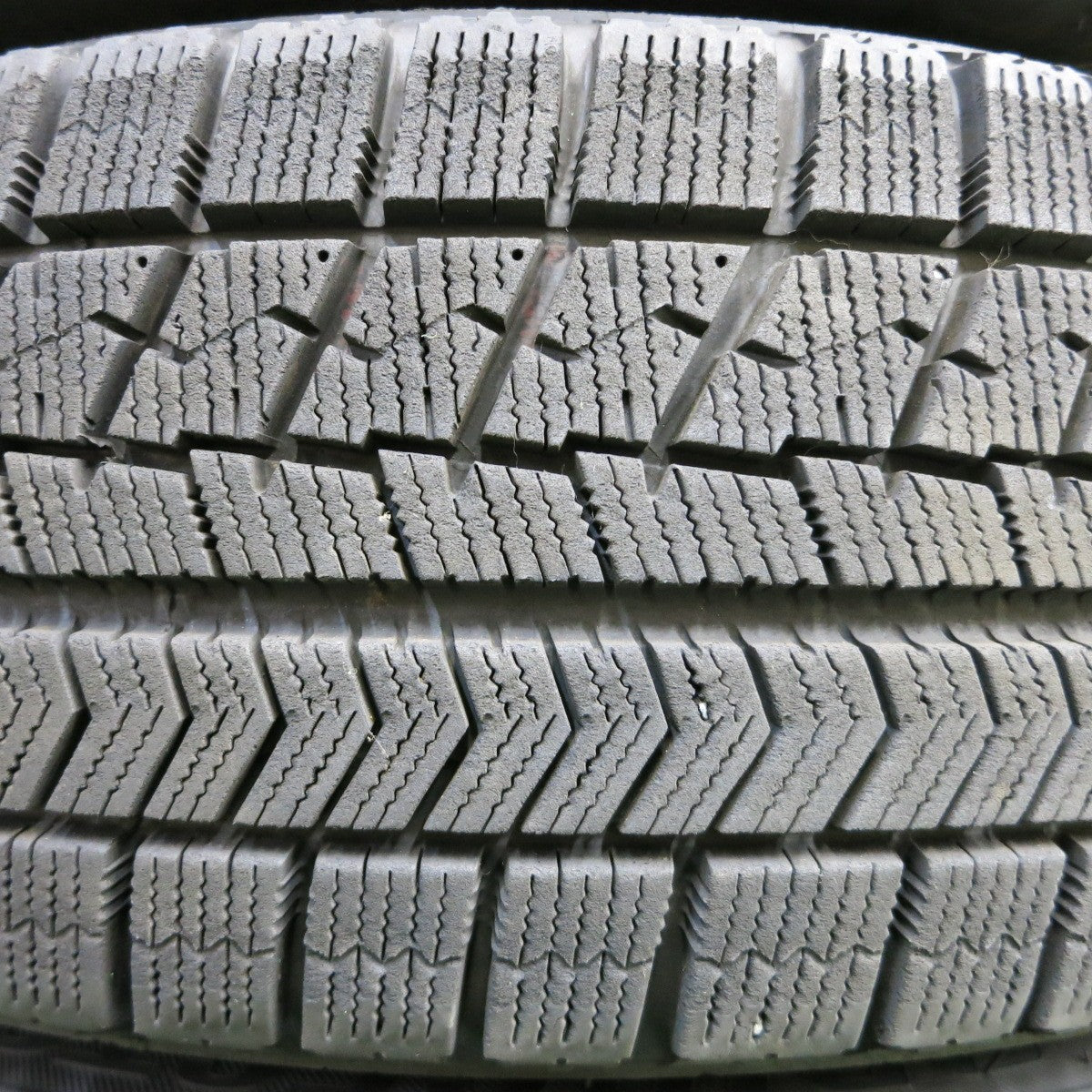 *送料無料* バリ溝！20年！キレイ！8.5分★スタッドレス 175/65R15 ブリヂストン ブリザック VRX BALMINUM バルミナ 15インチ PCD100/4H★4053105イス