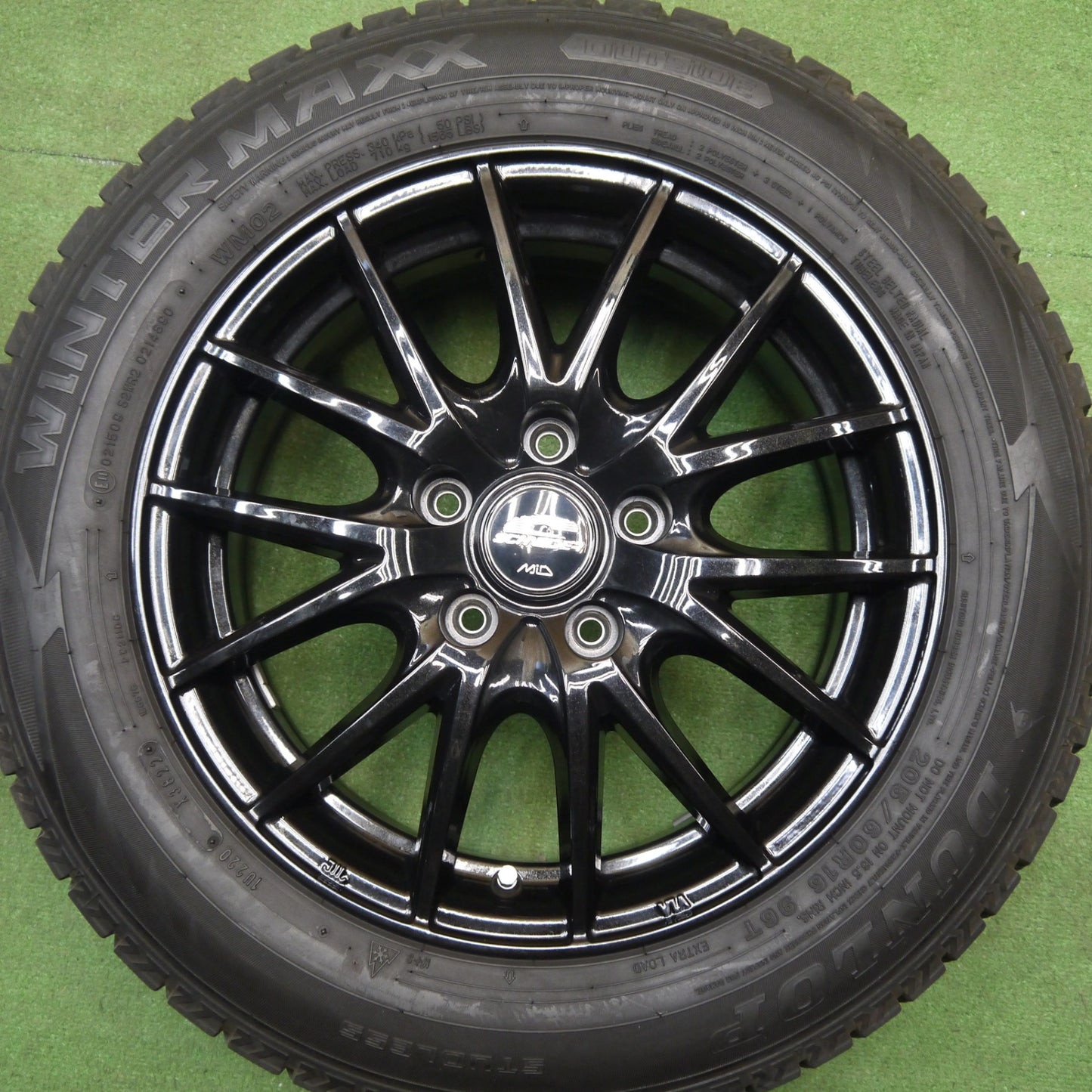 バリ溝！22年！キレイ！9.5分★スタッドレス 205/60R16 ダンロップ ウインターマックス WM02 SCHNEIDER MiD シュナイダー 16インチ PCD114.3/5H★6030301Hス