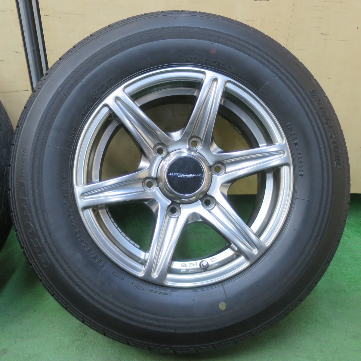 キレイ！22年★195/80R15 107/105N ブリヂストン エコピア RD613 CUSTOM BUILD BY TOY-FACTORY 15インチ PCD139.7/6H★6020408イノ