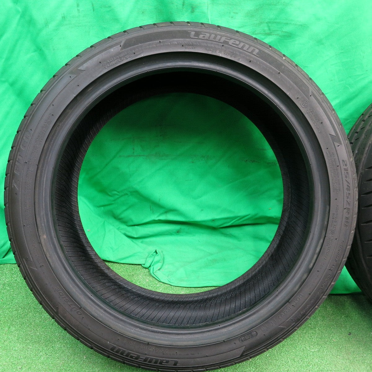 *送料無料* 新車外し！23年！ほぼ未使用★215/45R18 ラウフェン Z FIT EQ タイヤ 18インチ ノア ヴォクシー エスクァイア 等★4042208ナノタ