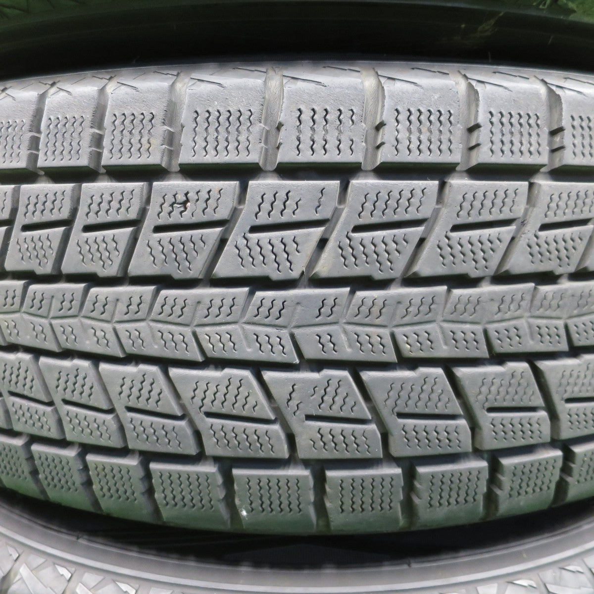 センサー付！バリ溝！キレイ！9.5分★スタッドレス 235/55R20 ダンロップ ウインターマックス SJ8 LF SPORT LFスポーツ 20インチ PCD114.3/5H★5121309NKス
