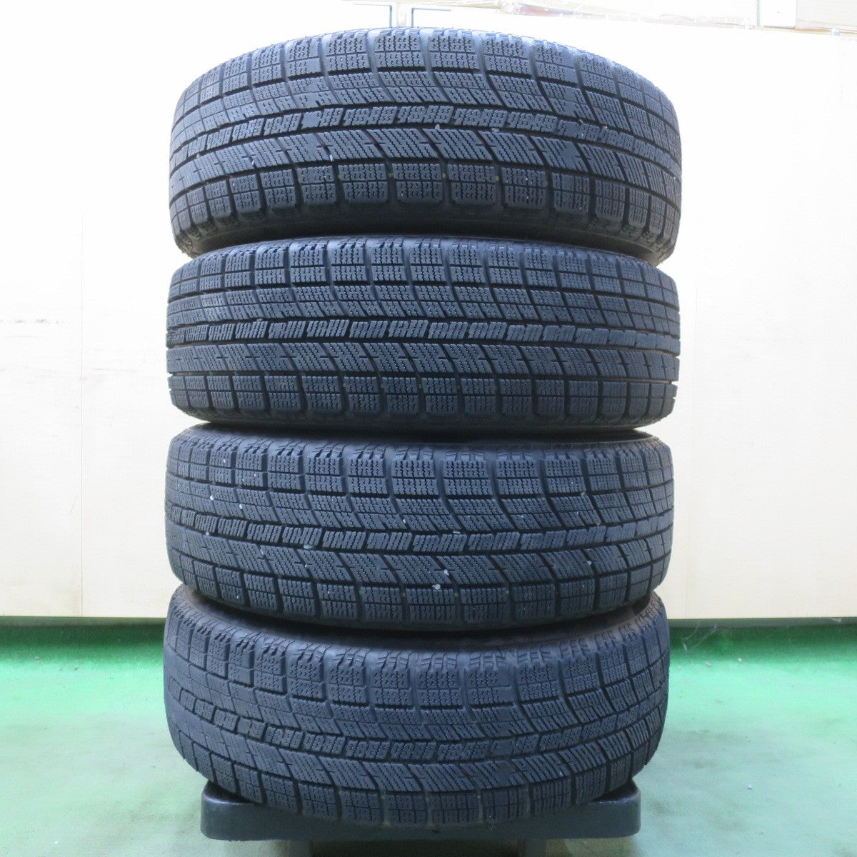 バリ溝！9分◎シエンタ 等 175/65R15 スタッドレス ナンカン アイスアクティバ AW-1 ZOLF ゾルフ 15インチ PCD100/5H◎6072007イス