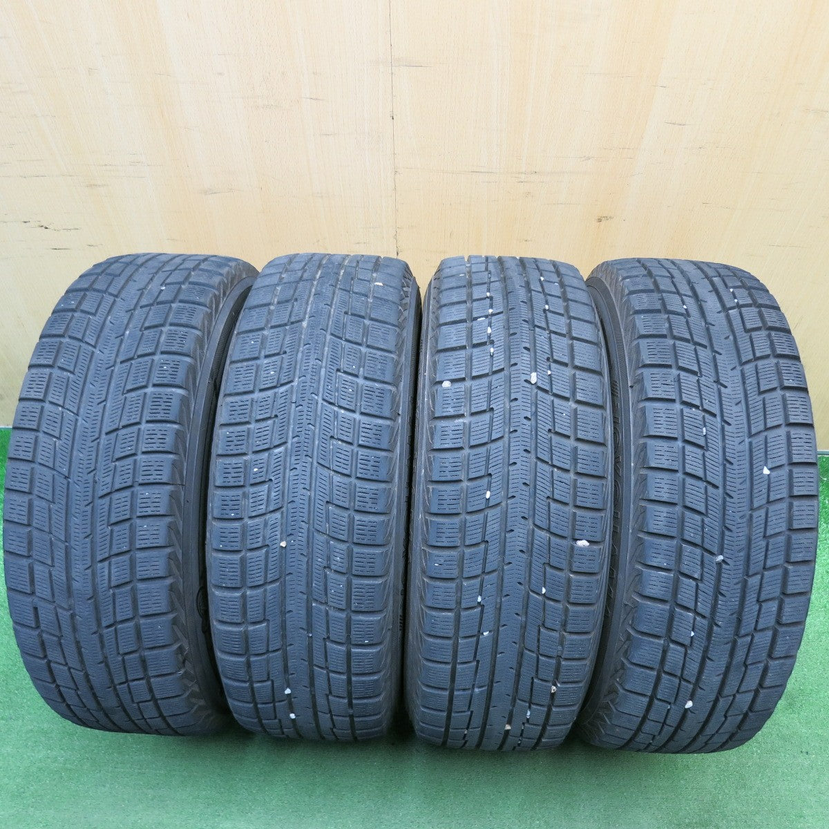 バリ溝！23年！キレイ！9分★スタッドレス 195/65R15 ヨコハマ アイスガード iG52C Exceeder エクシーダー 15インチ PCD114.3/5H★6040515HAス