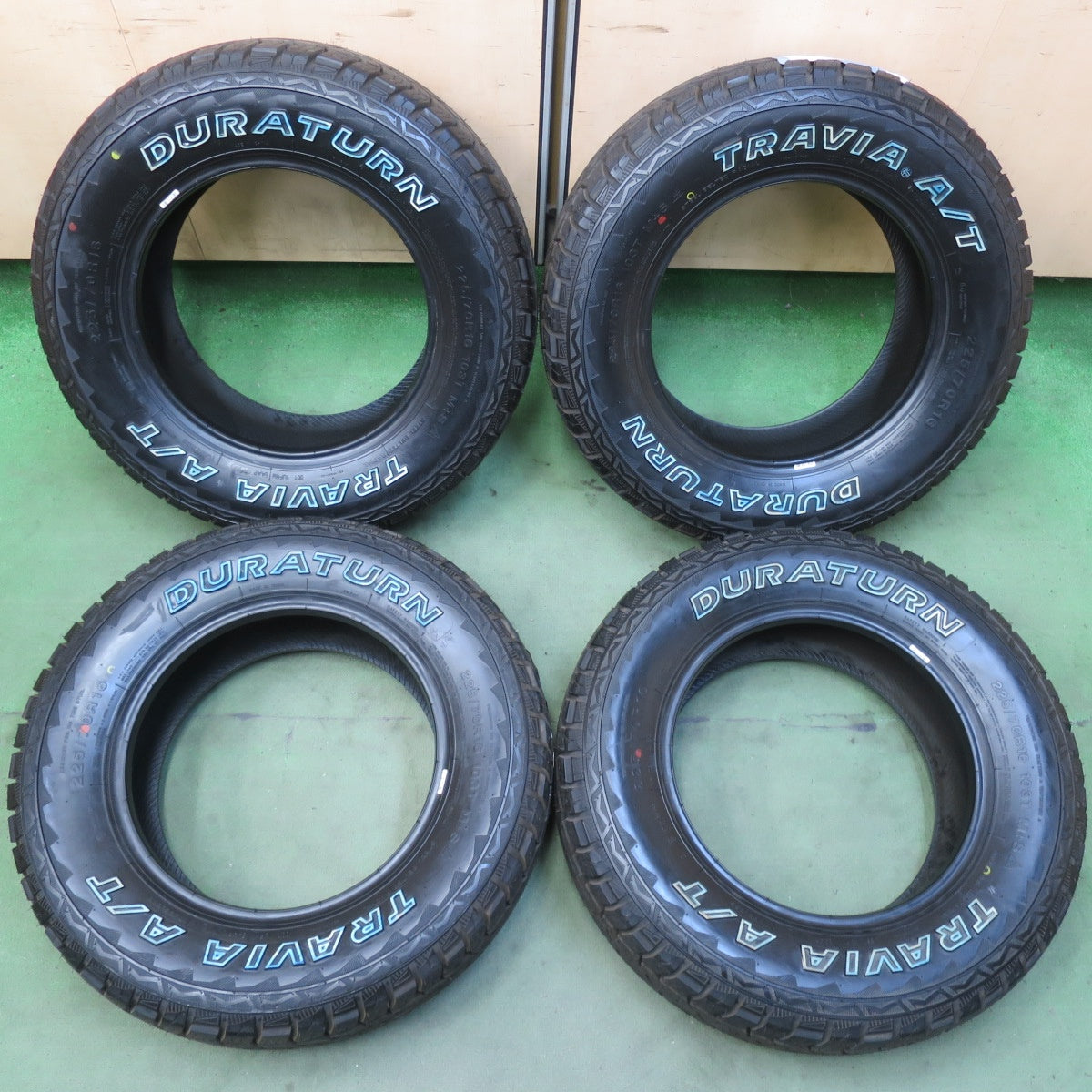 未使用！23年★225/70R16 デュラターン TRAVIA A/T DURATURN 16インチ タイヤ デリカ D:5 エクストレイル CX-5 等★6073006イノタ