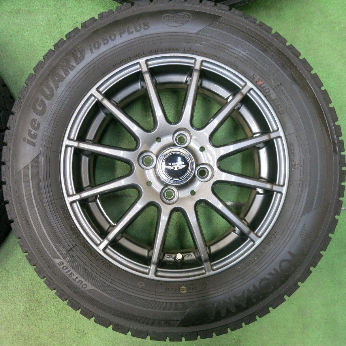 バリ溝！キレイ！9.5分★スタッドレス 185/70R14 ヨコハマ アイスガード iG50 プラス TEAD テッド 14インチ PCD100/4H★4121812SYス