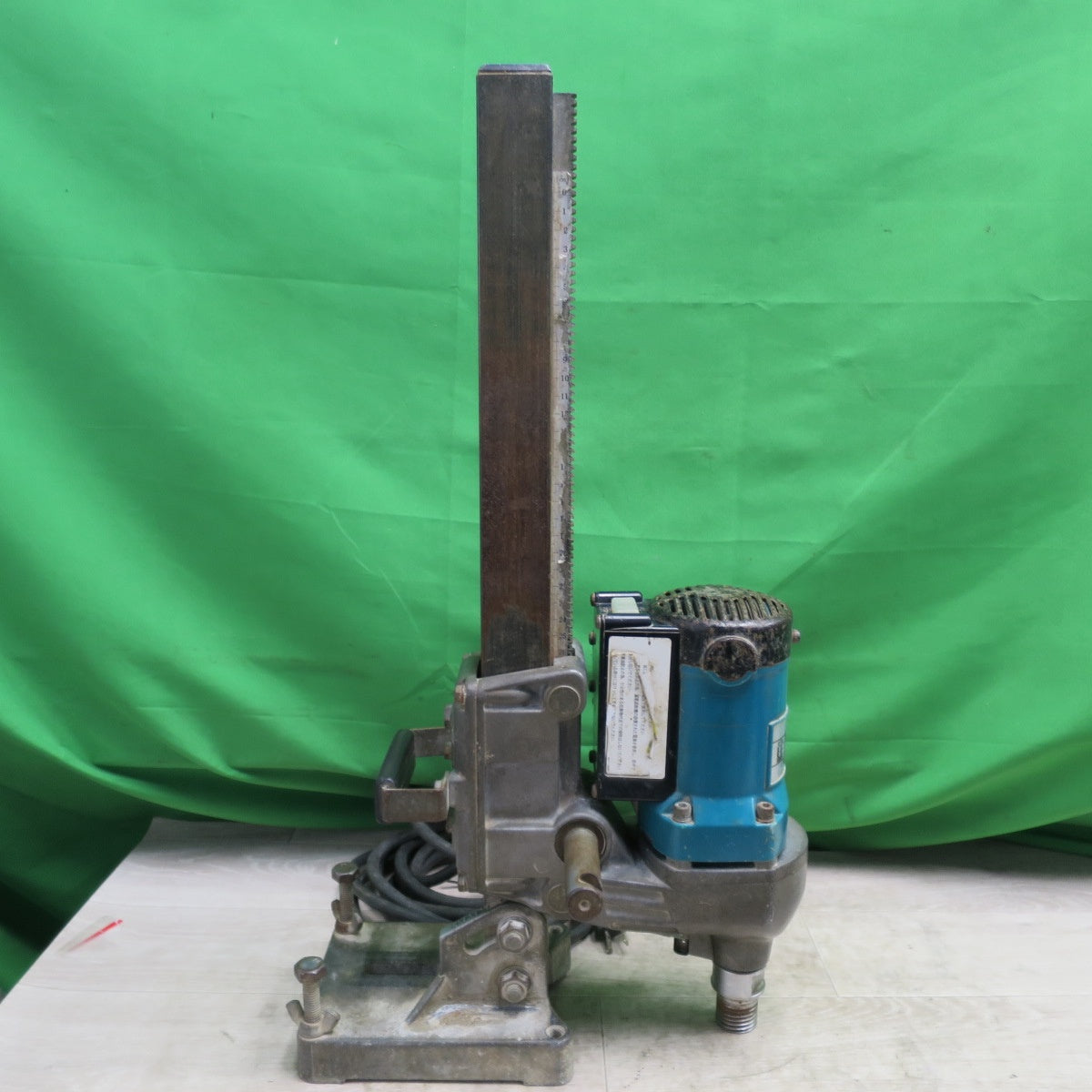 [送料無料] 付属品付き☆マキタ 120mm ダイヤコアドリル DM120 電動 工具 100V 穴あけ makita☆