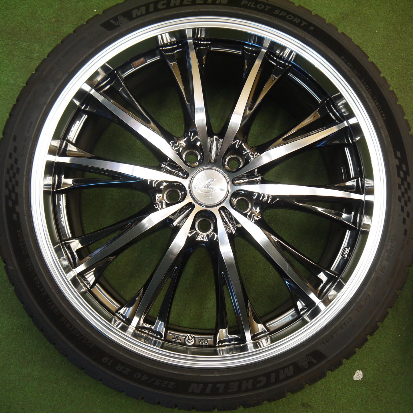 バリ溝！25年！キレイ！9.5分以上★LEONIS RT 225/40R19 ミシュラン パイロットスポーツ5 レオニス 19インチ PCD114.3/5H★6031704Hノ