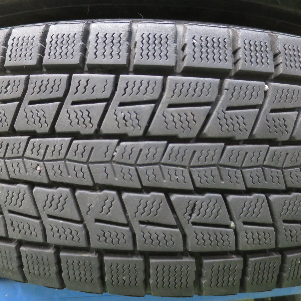 バリ溝！23年！9分★スタッドレス 215/65R16 ブリヂストン ブリザック VRX2 ダンロップ ウインターマックス SJ8+ AIRNOVA SB10 エアノヴァ 16インチ PCD114.3/5H★6020404イス
