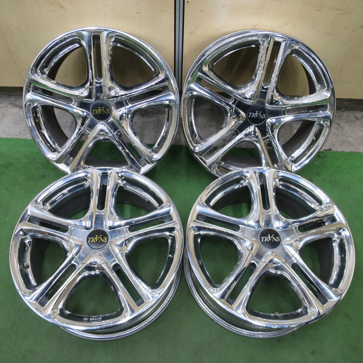 4本価格◎TRANS トランス 17インチ ホイール 17×7JJ PCD100 114.3/5H マルチ◎6090801NGホ