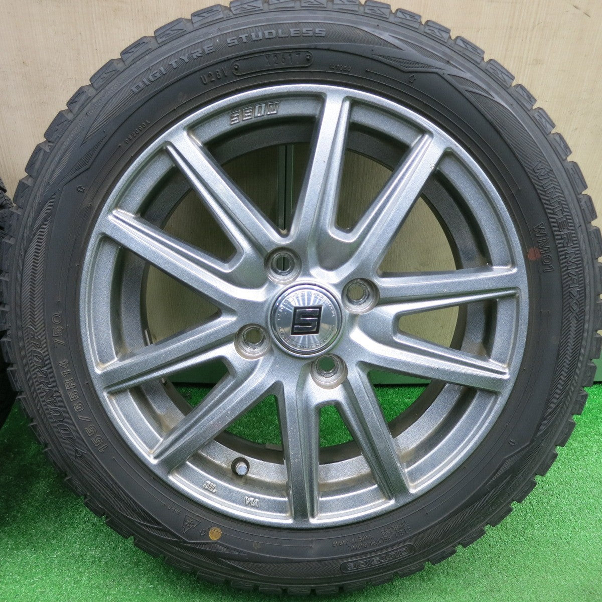 [送料無料] バリ溝！8.5分★スタッドレス 155/65R14 ダンロップ ウインターマックス WM01 SEIN ザイン 14インチ PCD100/4H★4123109HAス