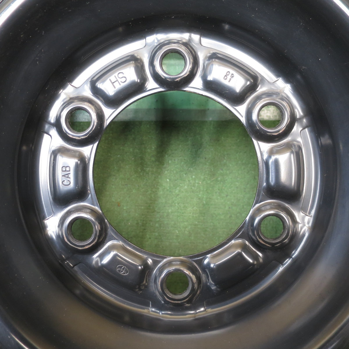 バリ溝！22年！キレイ！9.5分◎トヨタ 200系 ハイエース 純正 スチール 195/80R15 107/105L スタッドレス グッドイヤー アイスナビ CARGO カーゴ 15インチ PCD139.7/6H◎6101207NJス