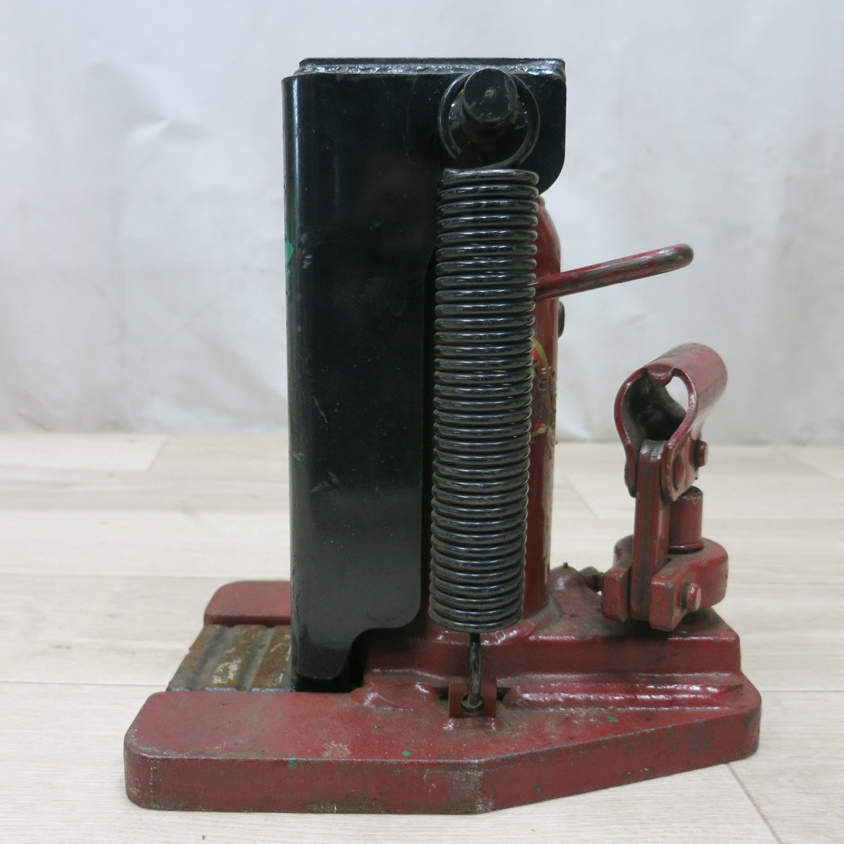 [送料無料] ◆マサダ 爪付き 油圧 ジャッキ MHC-2 RS-2 2トン 2TON 2ton オイル 工具 自動車 整備 点検 本体のみ MASADA◆