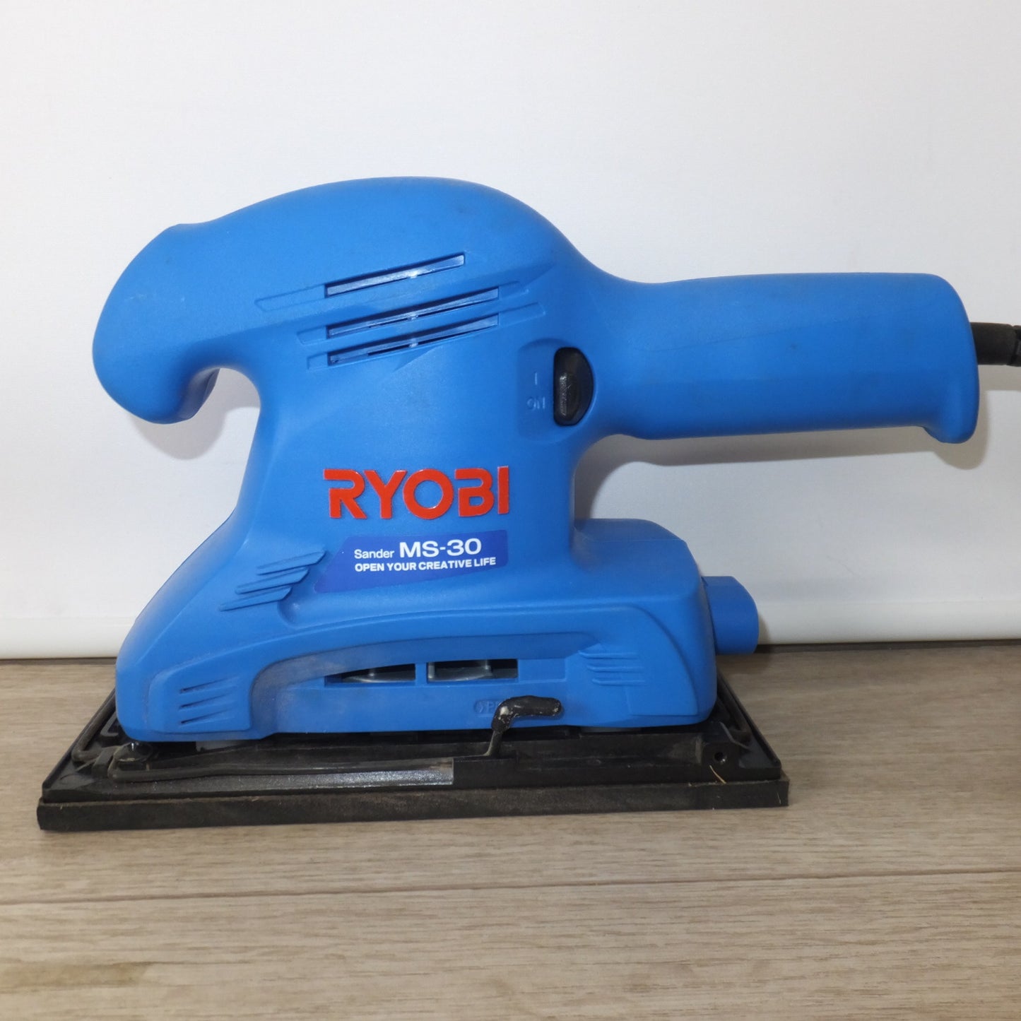 [送料無料] キレイ★リョービ RYOBI サンダ MS-30　100V 2.3A 190W 50/60Hz★