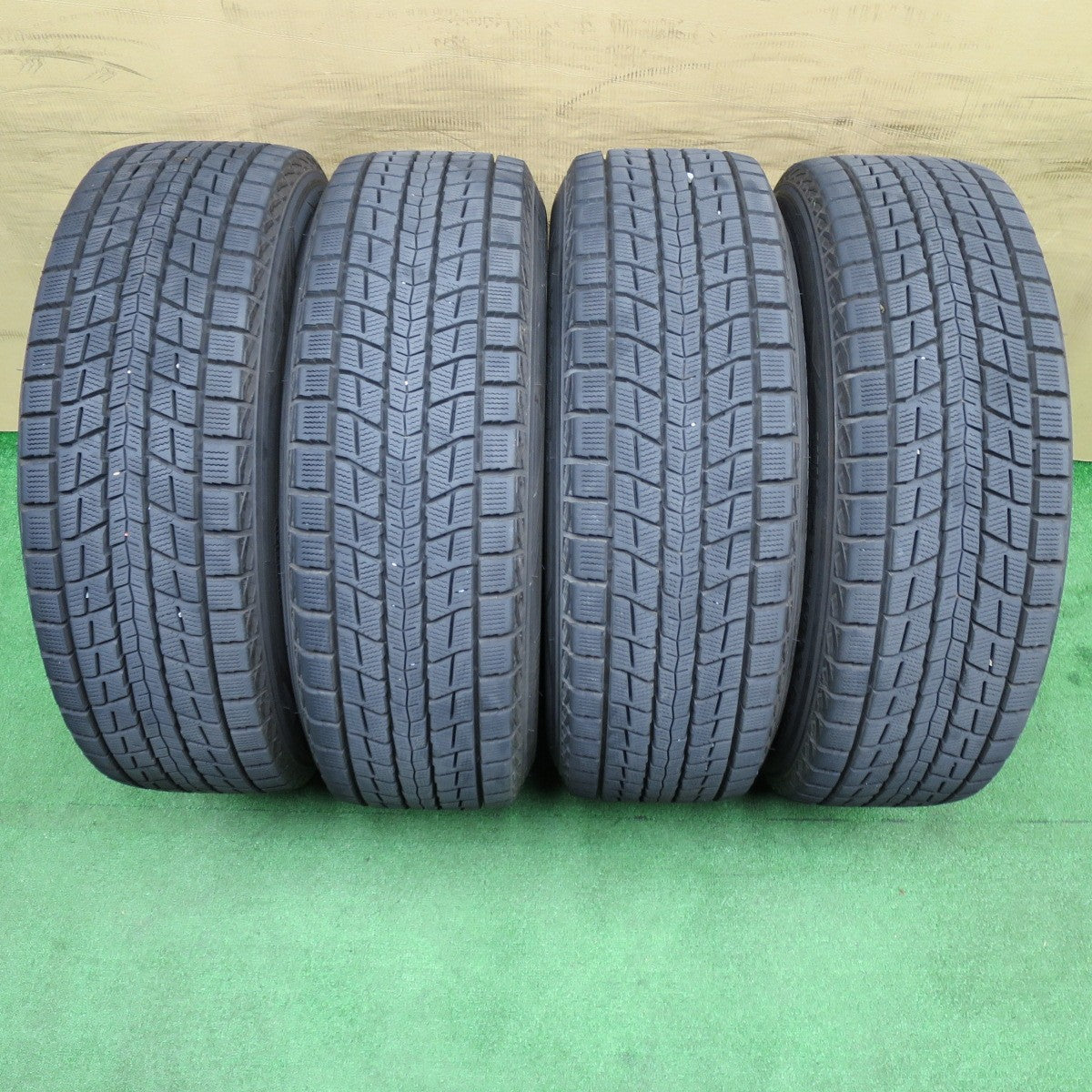 バリ溝！22年！キレイ！9.5分★スタッドレス 225/60R18 ダンロップ ウインターマックス SJ8 SJ8+ AIRNOVA エアノヴァ 18インチ PCD114.3/5H★6030802NKス