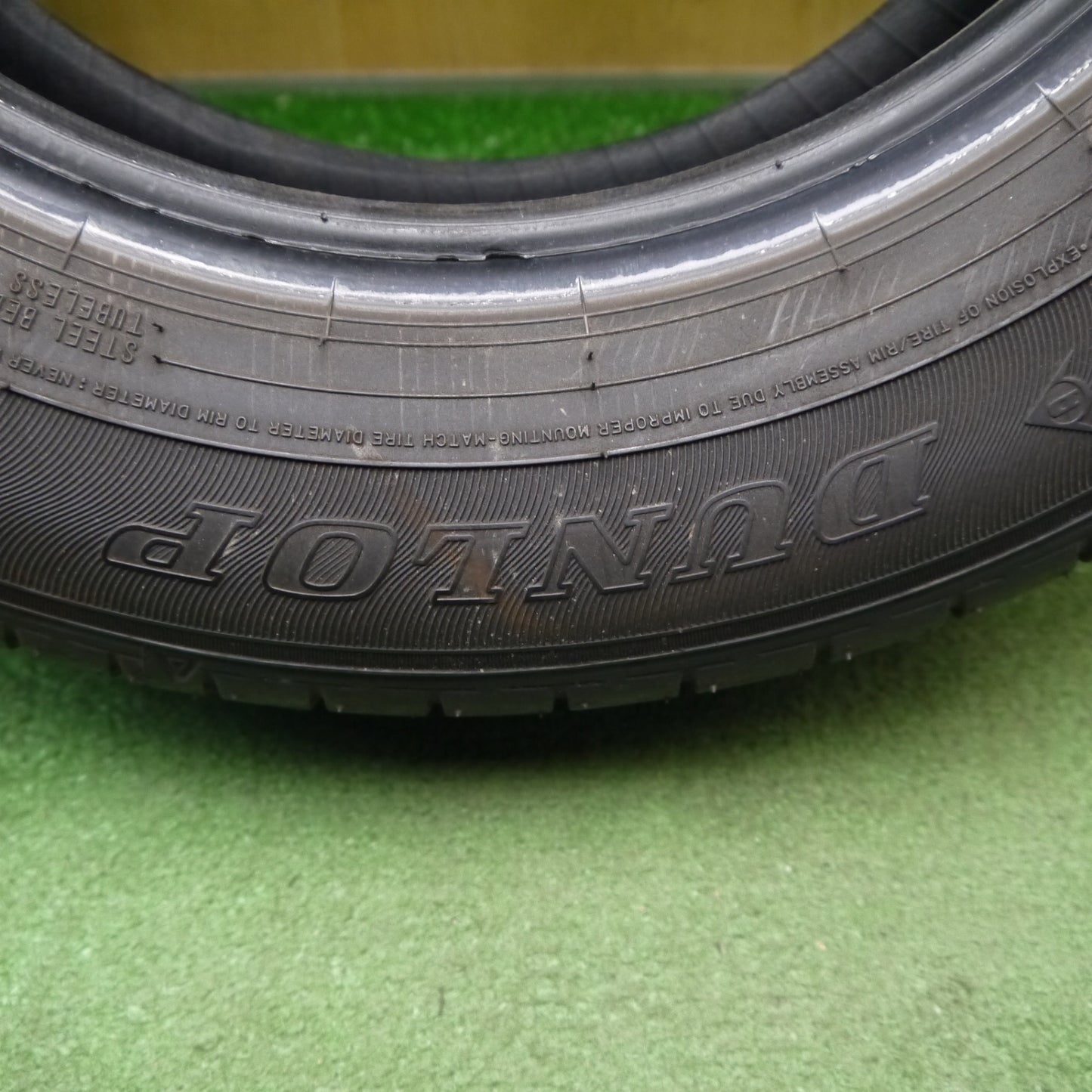 2本価格！23年★175/70R14 ダンロップ エナセーブ EC300+ タイヤ 14インチ ヴィッツ アクア ヤリス ポルテ シエンタ 等★6022409Hノタ
