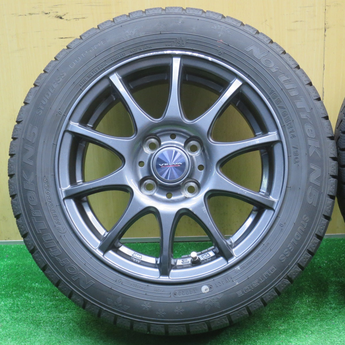 バリ溝！23年！8.5分★スタッドレス 165/65R14 オートバックス ノーストレック N5 VELVA CHARGE ヴェルヴァ 14インチ PCD100/4H★5111110NJス