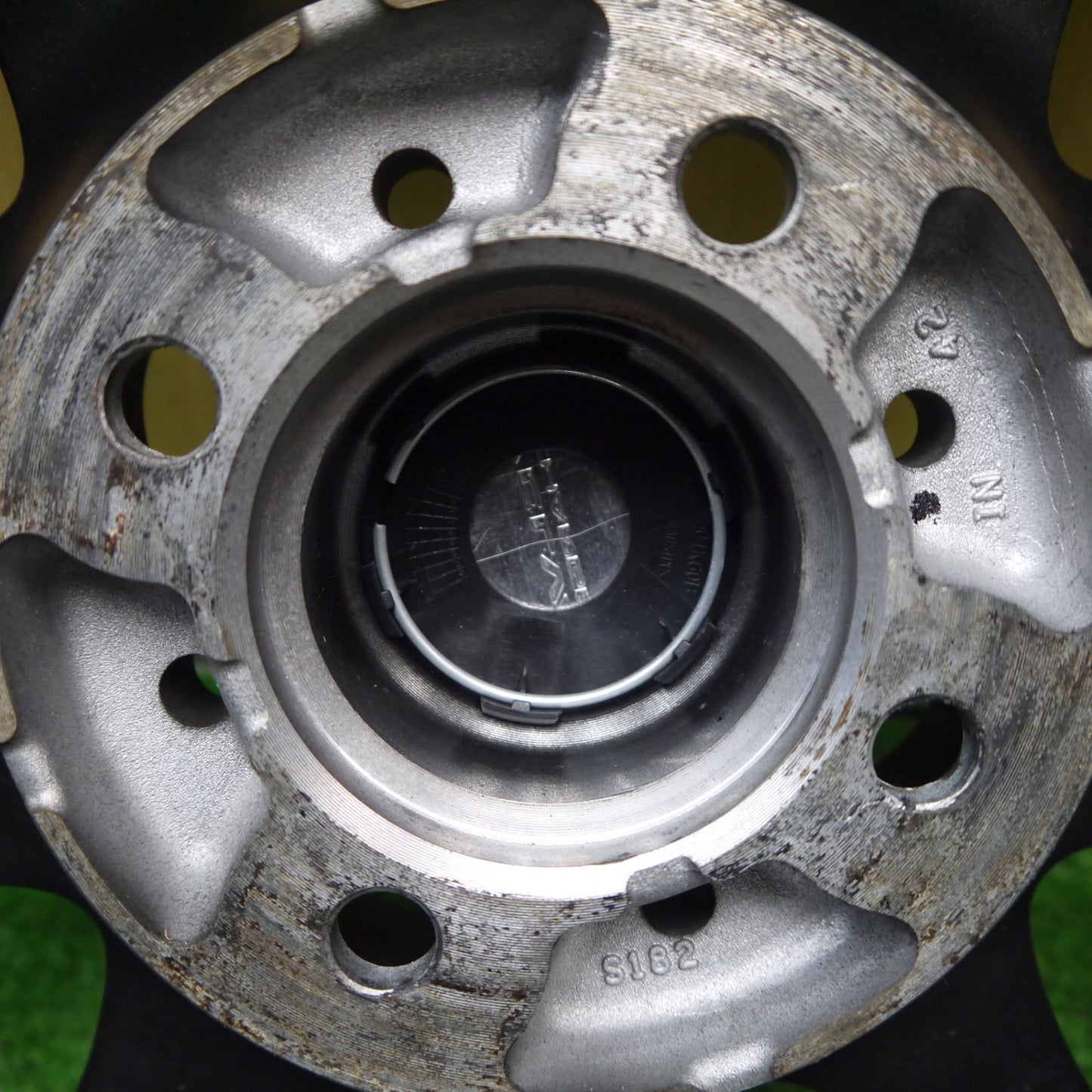 キレイ★VELVA CHARGE ヴェルヴァ チャージ 15インチ ホイール 15×5.5J PCD100/4H★5041803Hホ