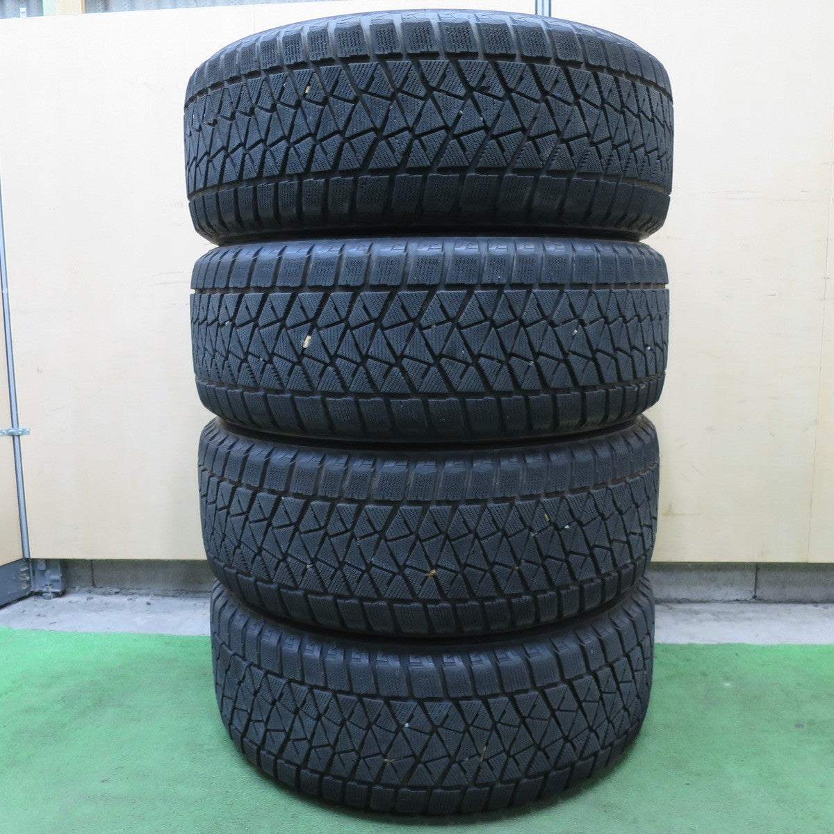 キレイ★ポルシェ 等 255/55R19 スタッドレス ブリヂストン ブリザック DM-V2 社外 アルミ 19インチ PCD130/5H★6013112ナス
