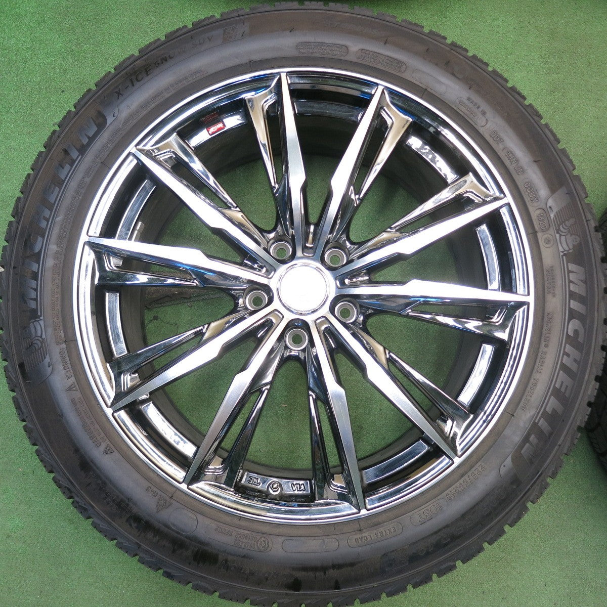 バリ溝！9.5分◎LEONIS GX 225/55R19 スタッドレス ミシュラン X-ICE SNOW SUV レオニス 19インチ PCD114.3/5H◎6061803HAス