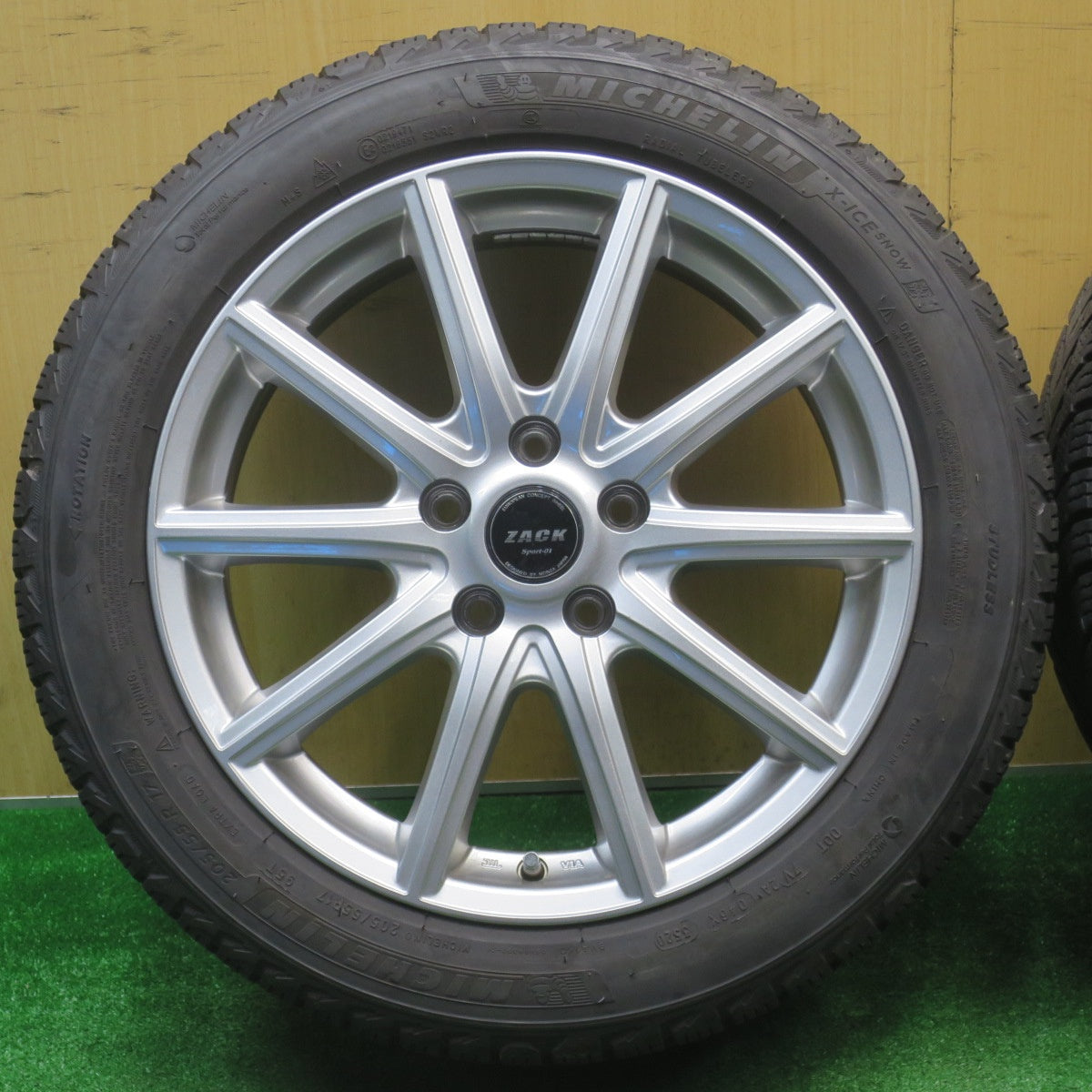 バリ溝！キレイ！9分★スタッドレス 205/55R17 ミシュラン X-ICE SNOW ZACK Sport-01 MONZA ザック 17インチ PCD114.3/5H★5111304NJス
