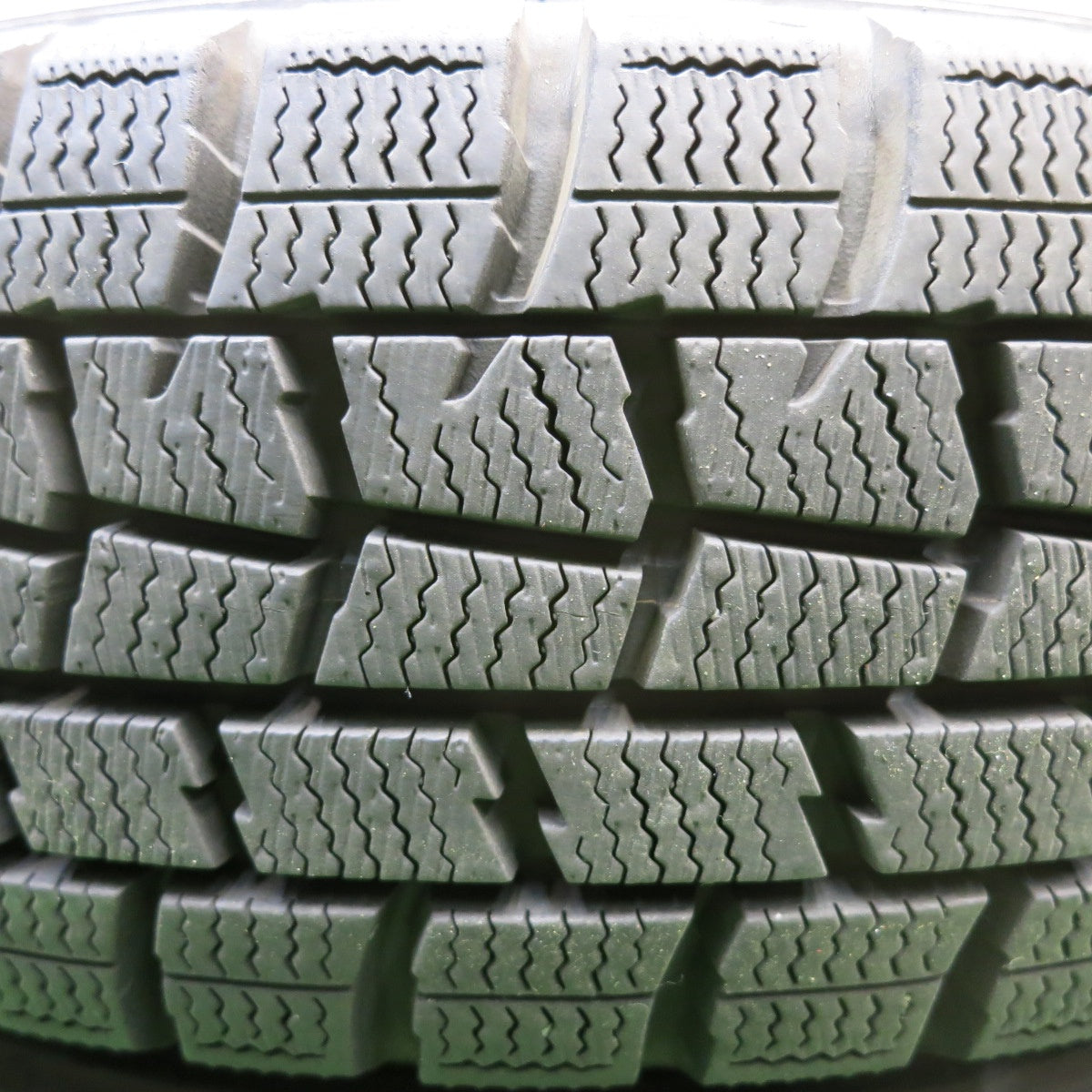 ほぼ未使用！キレイ★スタッドレス 155/65R14 ダンロップ ウインターマックス WM01 MACBES MB8 マクベス 14インチ PCD100/4H★5110613HAス