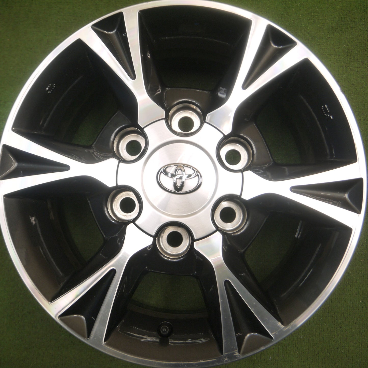 *送料無料* 4本価格★トヨタ 200系 ハイエース 純正 OP ホイール 15インチ 15×6J PCD139.7/6H★4052704Hホ