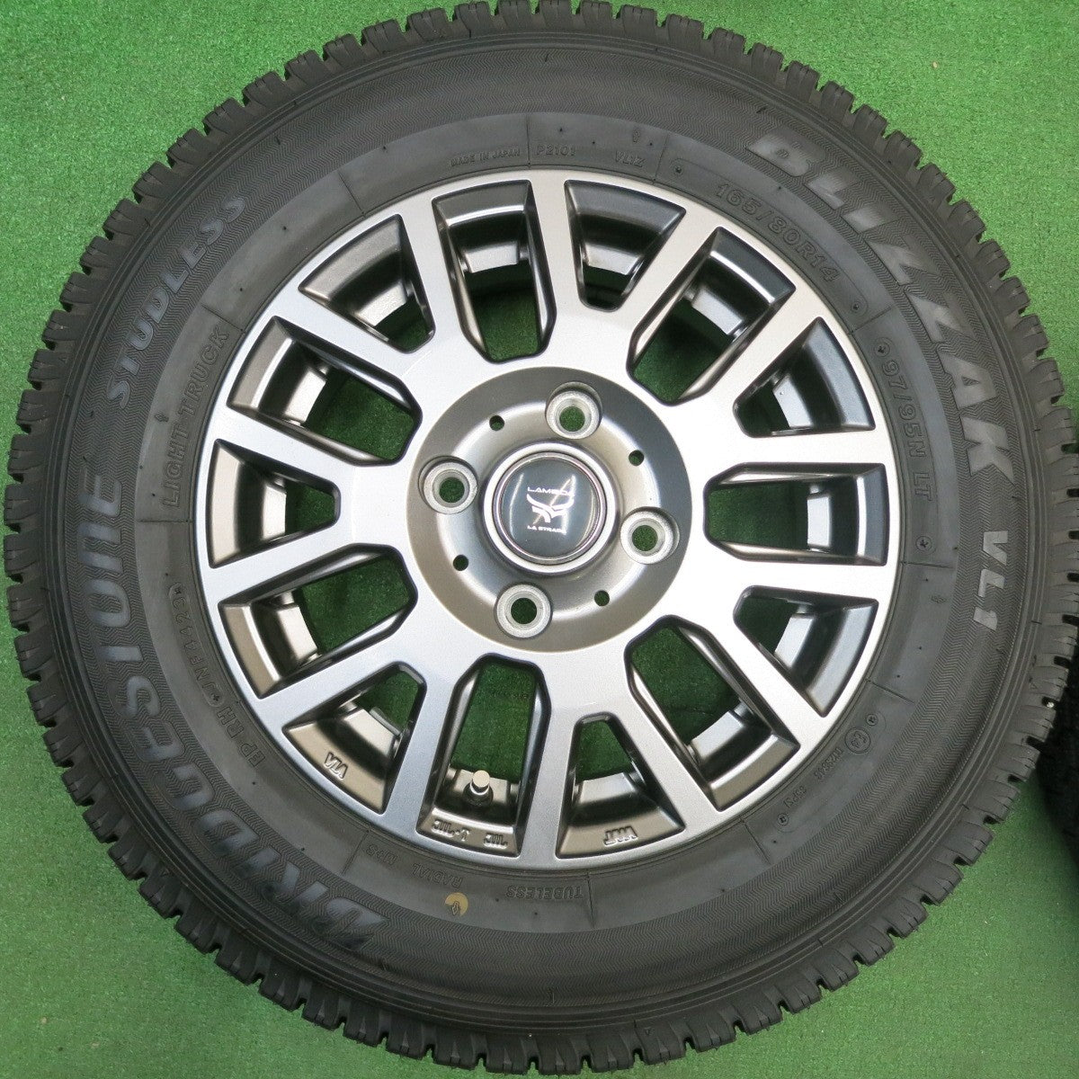 ほぼ未使用！23年★スタッドレス 165/80R14 97/95N ブリヂストン ブリザック VL1 LAMBDA LA STRADA 阿部商会 ラ ストラーダ ラムダ 14インチ PCD114.3/4H★6011703HAス