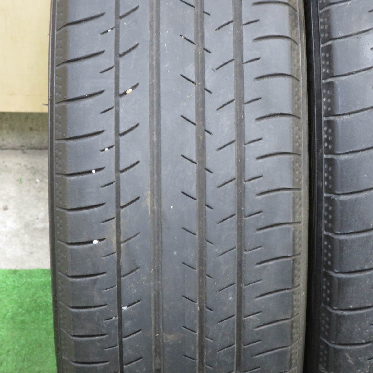 キレイ！23年★トヨタ 60系 プリウス Zグレード 純正 195/50R19 ヨコハマ BluEarth-GT AE51J 19インチ ブルーアース PCD114.3/5H★6022112TTノ