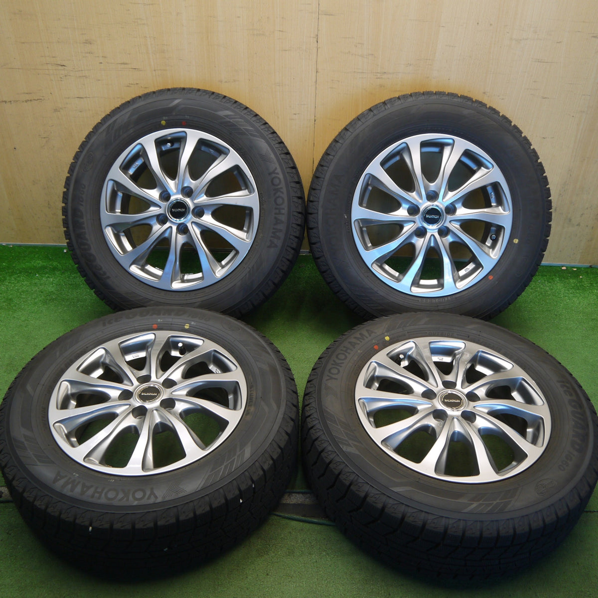 ほぼ未使用！23年◎プリウス 等 195/65R15 スタッドレス ヨコハマ アイスガード iG60 BALMINUM TR10 バルミナ 15インチ PCD100/5H◎6082504Hス