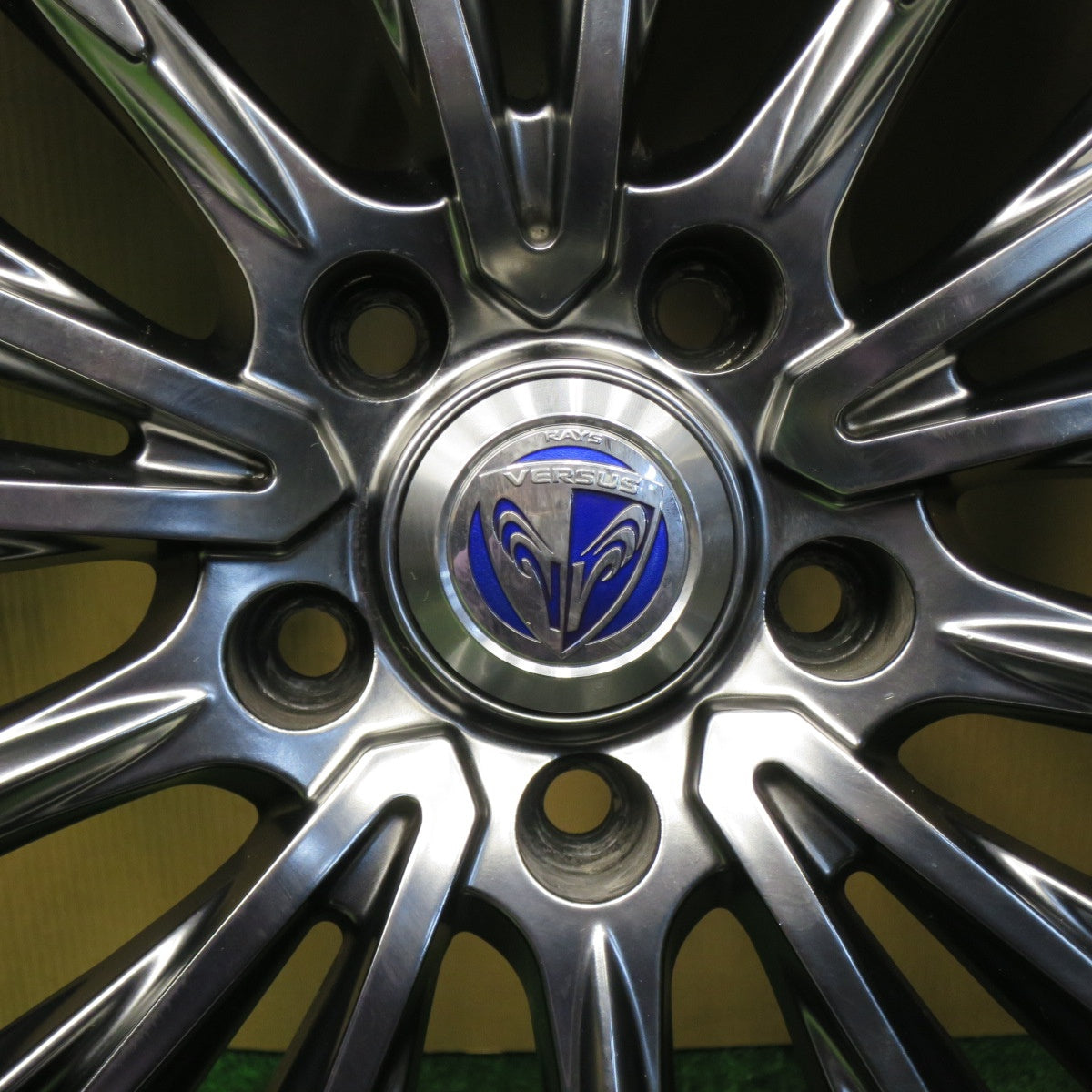 バリ溝！9.5分★RAYS VERSUS VOUGE 225/60R18 スタッドレス ダンロップ ウインターマックス SJ8 18インチ レイズ ベルサス ヴォウジェ PCD114.3/5H★6040302NKス