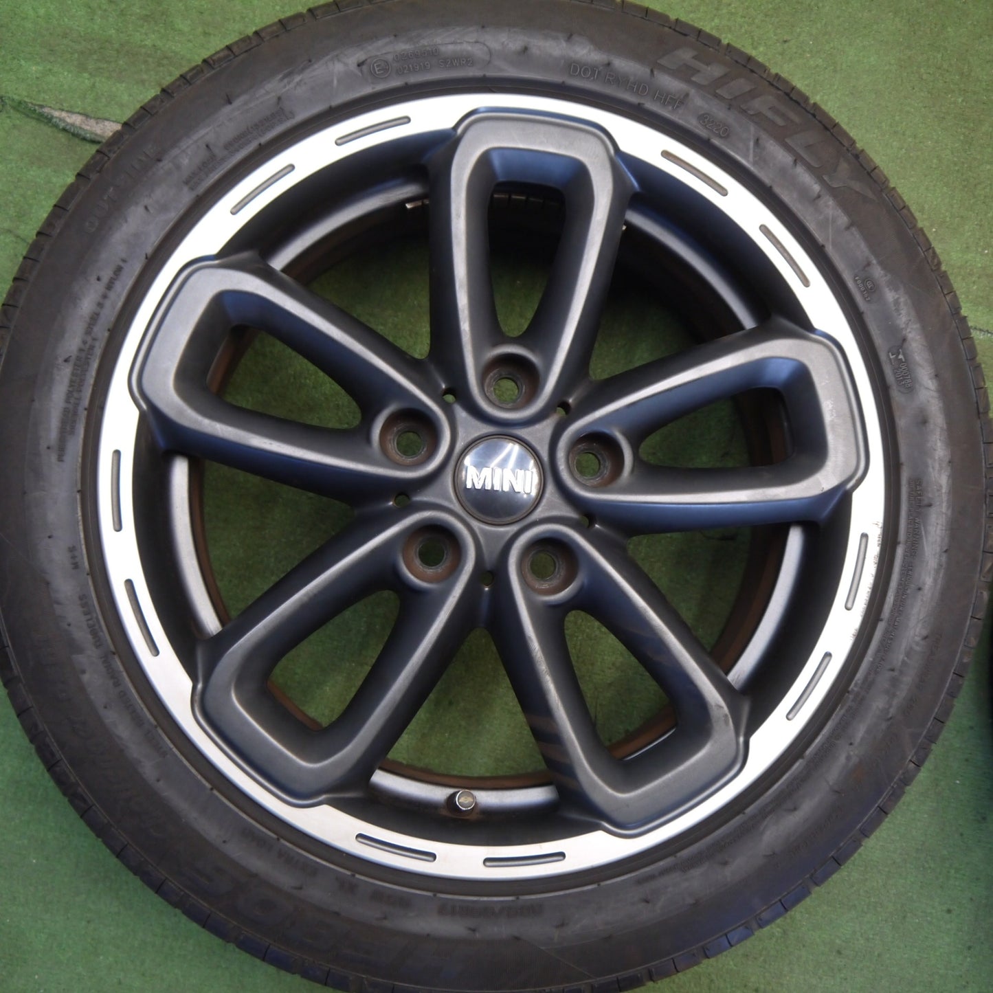 4本価格★MINI ミニ クロスオーバー 純正 205/55R17 ハイフライ HF805 17インチ PCD120/5H★6051809Hノ