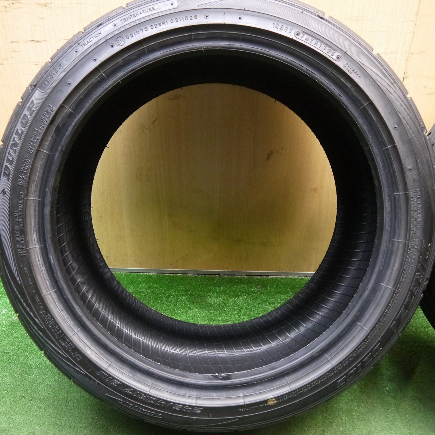 バリ溝！25年！9.5分★245/40R17 ダンロップ DIREZZA DZ102 ディレッツァ 17インチ タイヤ ベンツ BMW 等★5090910Hノタ