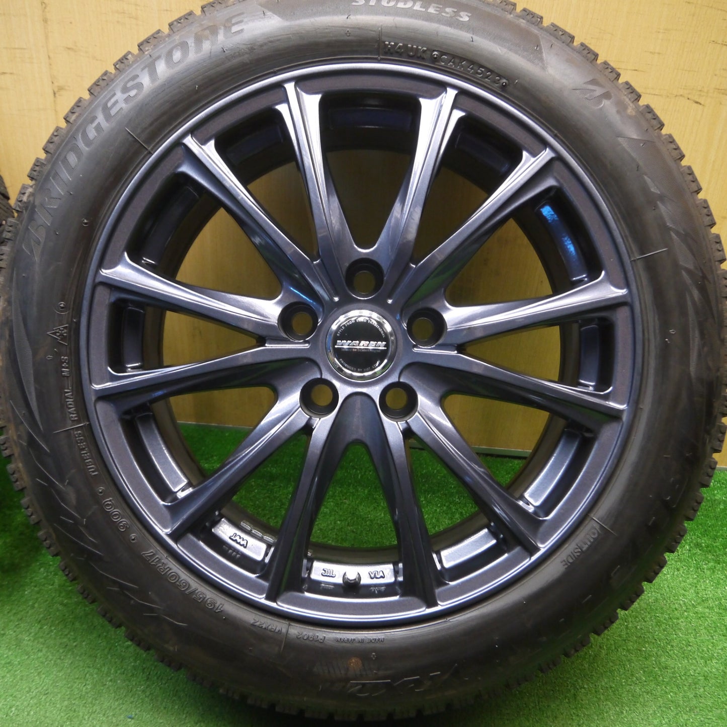 [送料無料] バリ溝！23年！キレイ！9分★スタッドレス 195/60R17 ブリヂストン ブリザック VRX2 WAREN ヴァーレン 17インチ PCD114.3/5H★5011510Hス