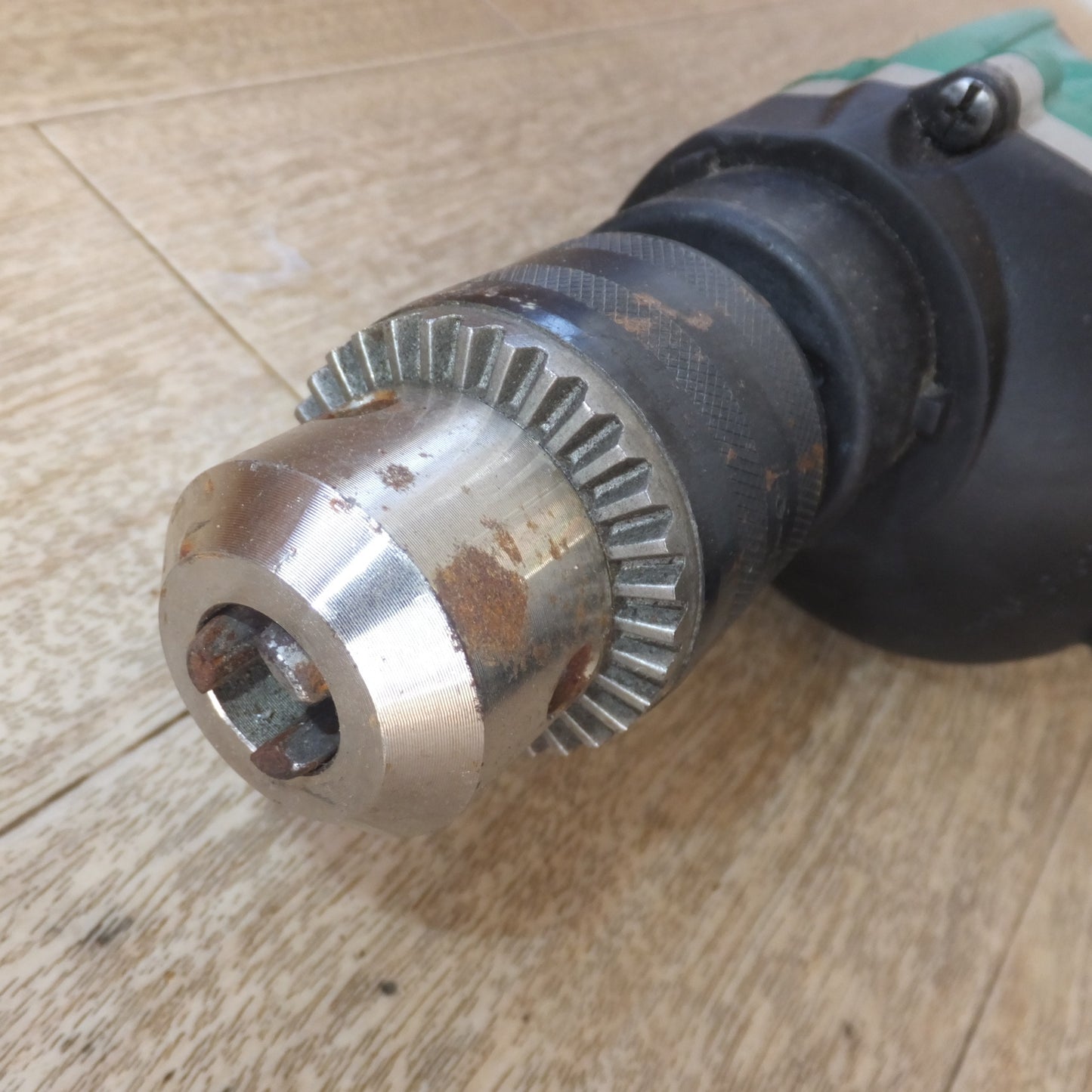 [送料無料] ★マキタ makita 16mm 震動ドリル M816　100V～ 7.4A 50-60Hz 701W★