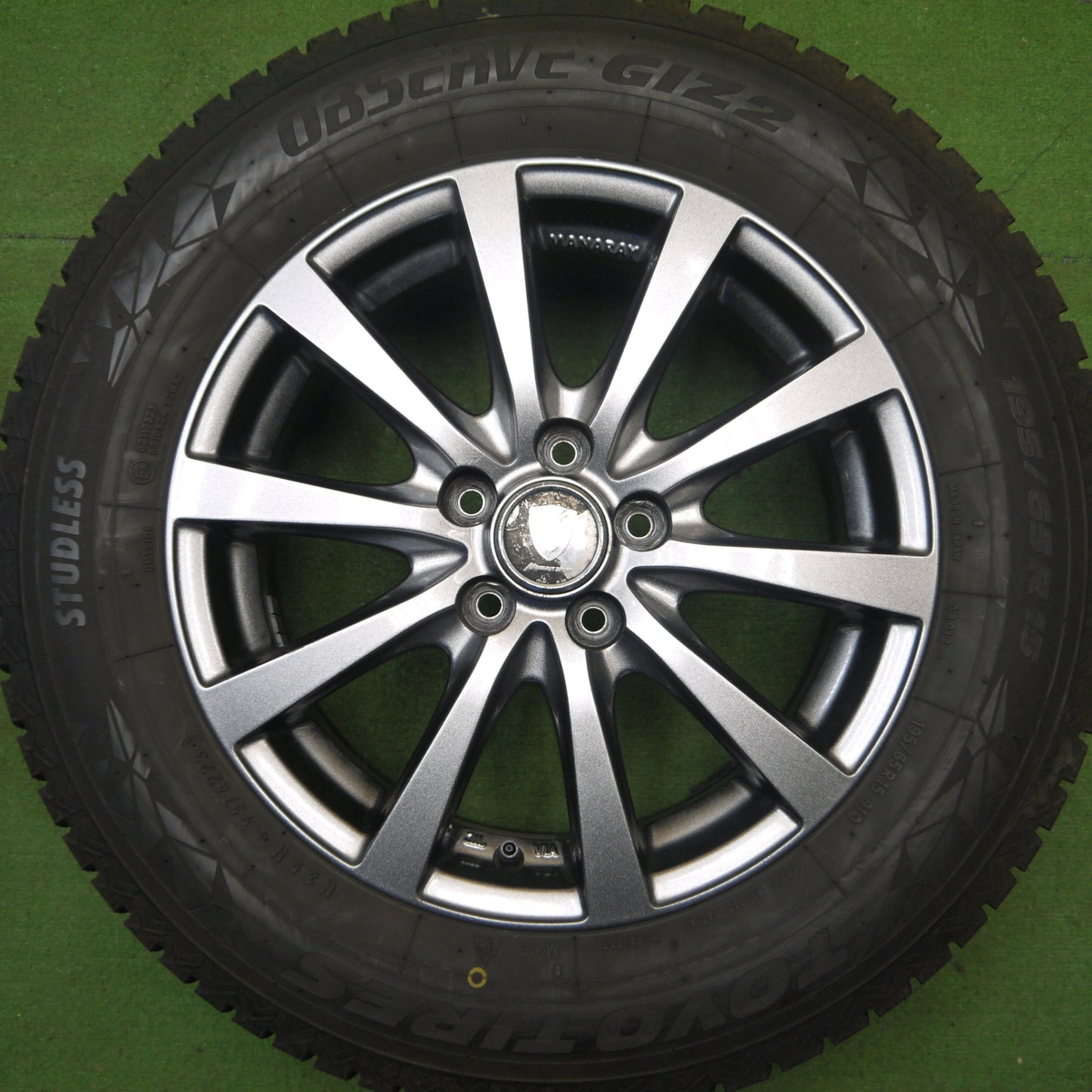 バリ溝！23年！9.5分★プリウス 等 195/65R15 スタッドレス トーヨー オブザーブ GIZ2 MANARAY SPORT マナレイ スポーツ 15インチ PCD100/5H★6033106Hス