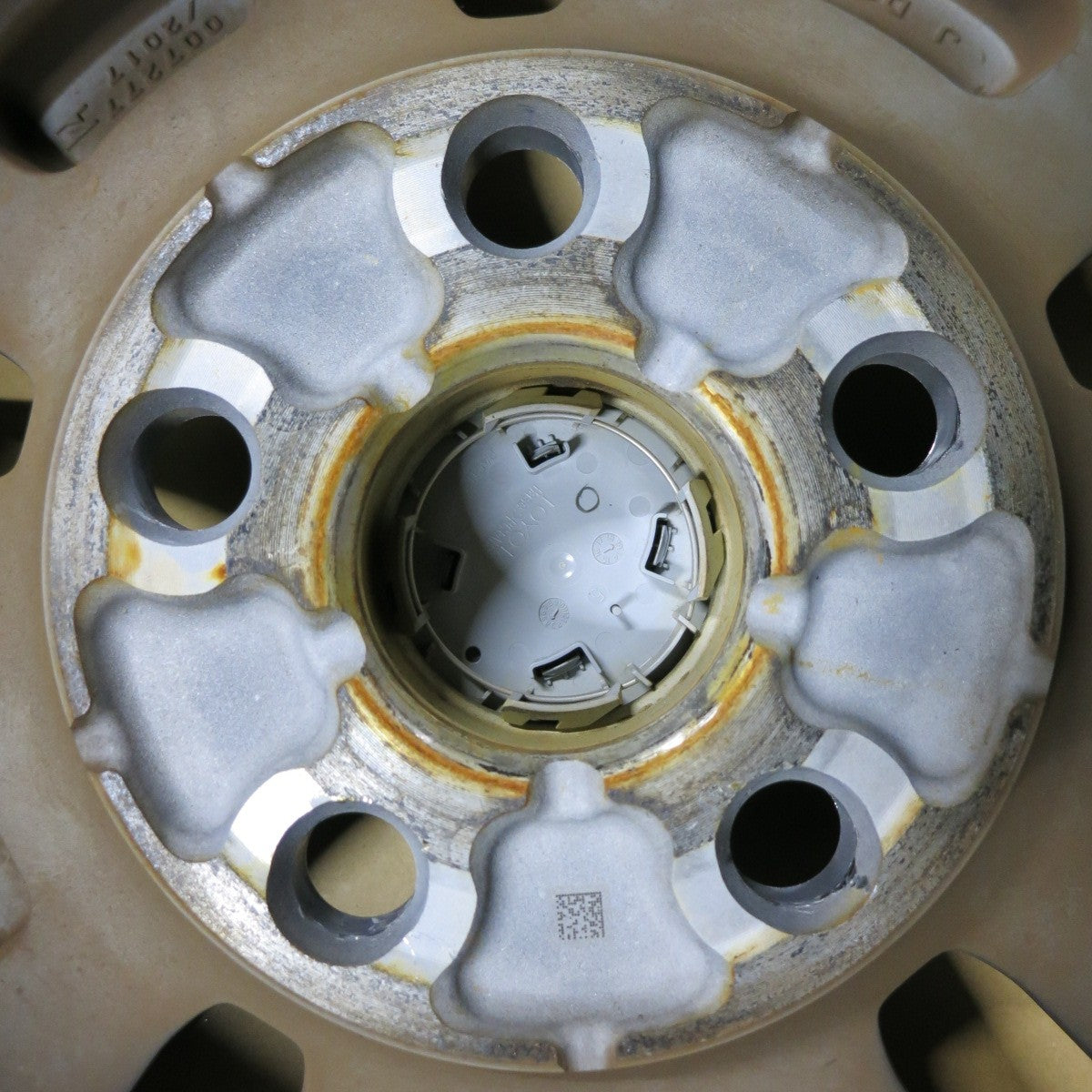 [送料無料] キレイ★トヨタ RAV4 アドベンチャー 純正 ホイール 19インチ 19×7.5J PCD114.3/5H★5021417SYホ