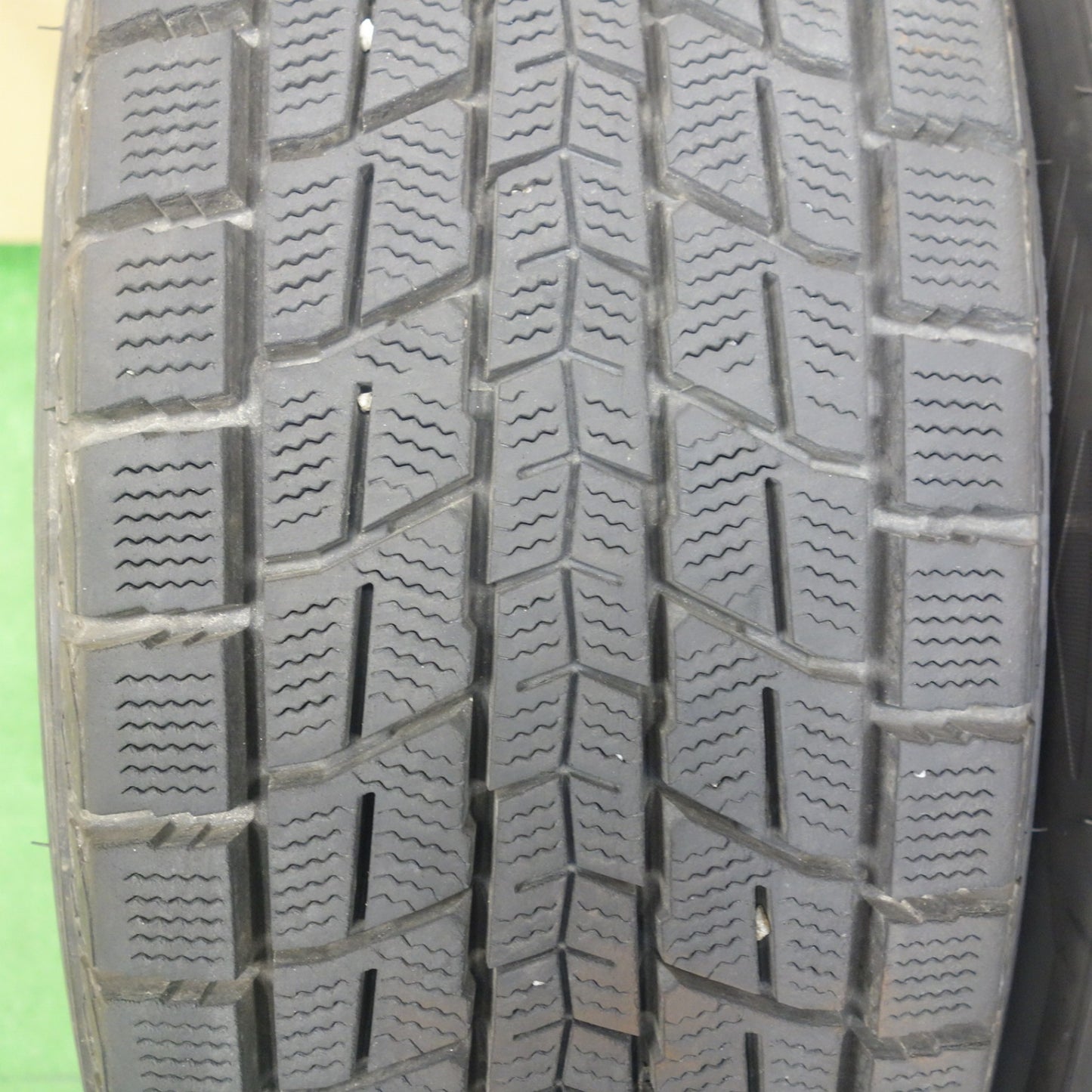 バリ溝！23年！キレイ！9.5分★プジョー 3008 純正 215/65R17 スタッドレス ダンロップ ウインターマックス SJ8 SJ8+ 17インチ PCD108/5H★6050302KTス