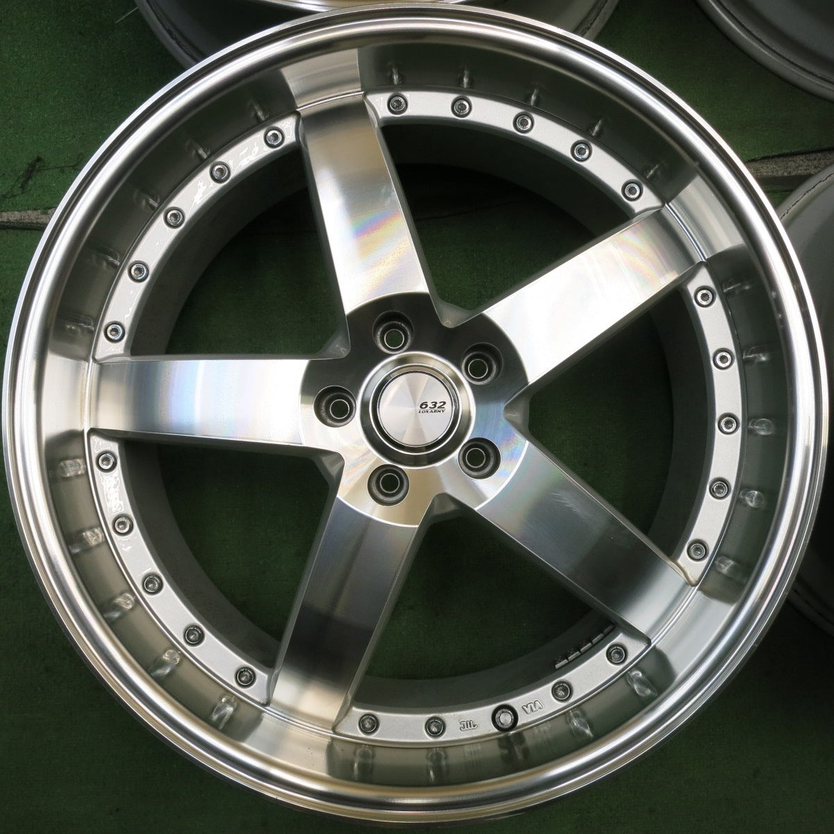 キレイ◎LOXARNY GRASTAR FIVE 20インチ ホイール ロクサーニ グラスター ファイブ 20×8.5J 20×9J PCD114.3/5H◎6080802HAホ