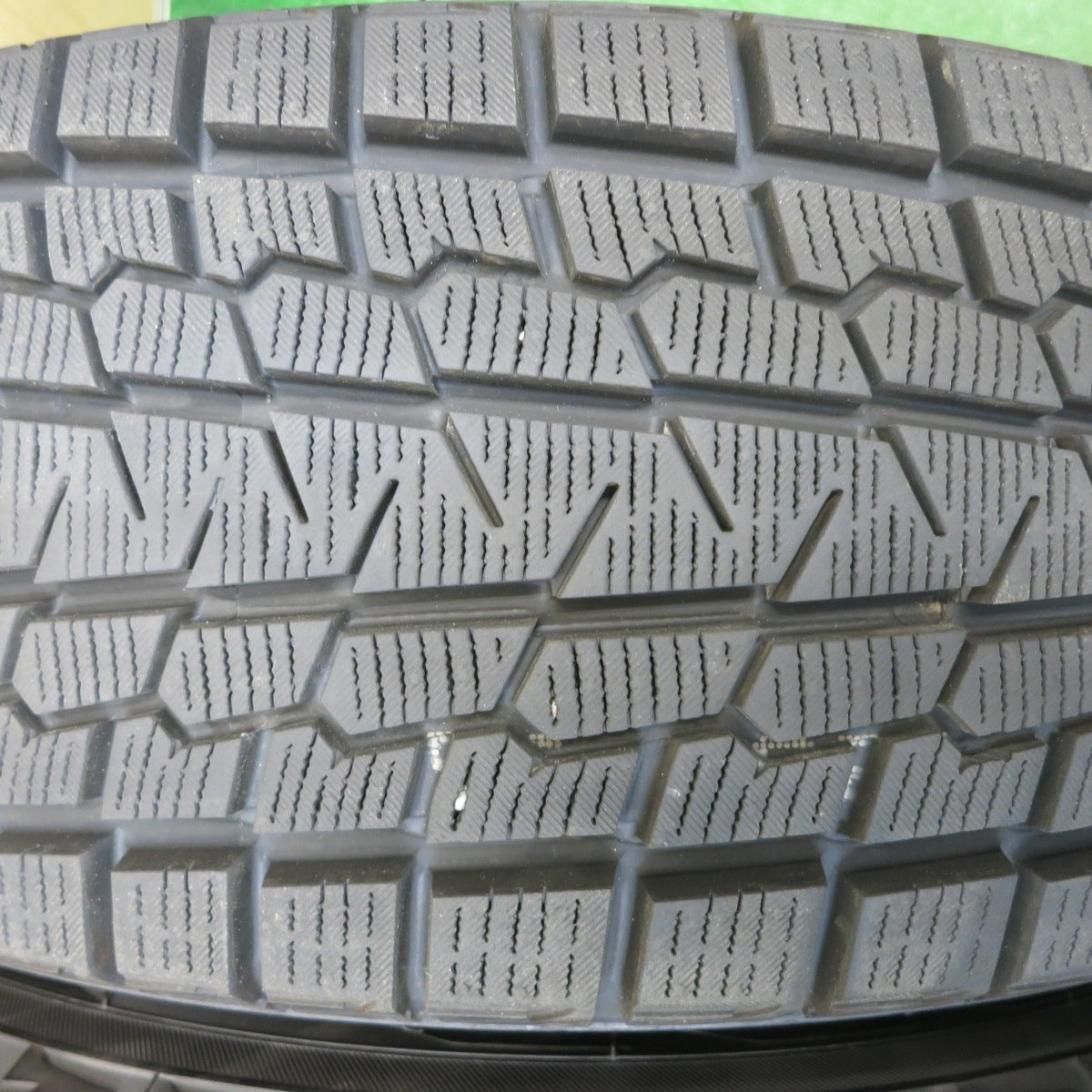 バリ溝！9.5分以上★スタッドレス 225/65R17 ヨコハマ アイスガード G075 JOKER ジョーカー 17インチ PCD114.3/5H★6010810HAス