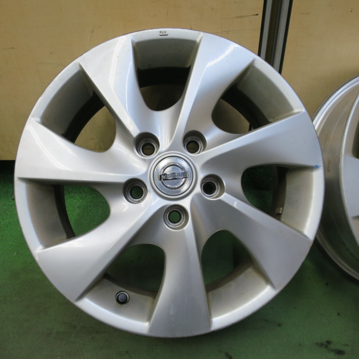 4本価格★日産 C26 C27 セレナ 純正 ホイール 16インチ 16×6J PCD114.3/5H★6072701NGホ