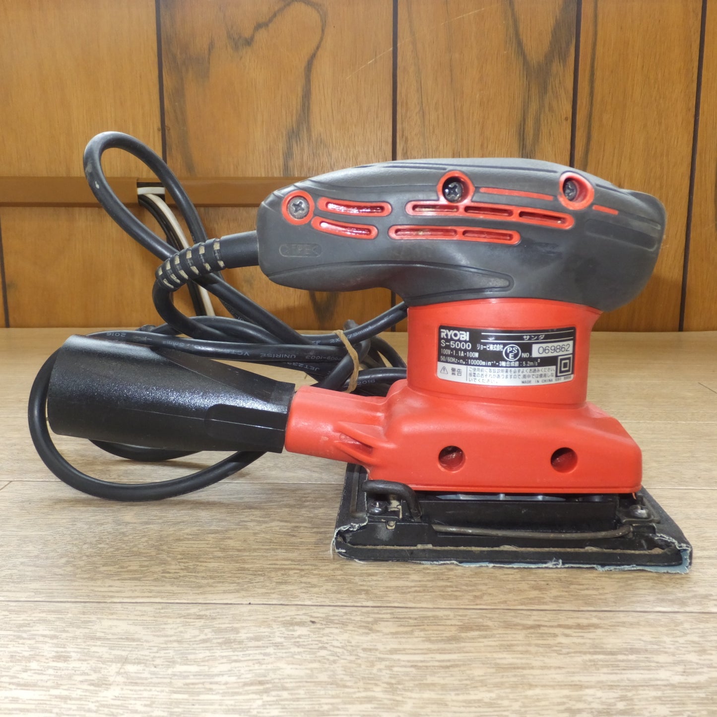 [送料無料] ★リョービ RYOBI サンダ S-5000　100V 1.1A 100W 50/60Hz★