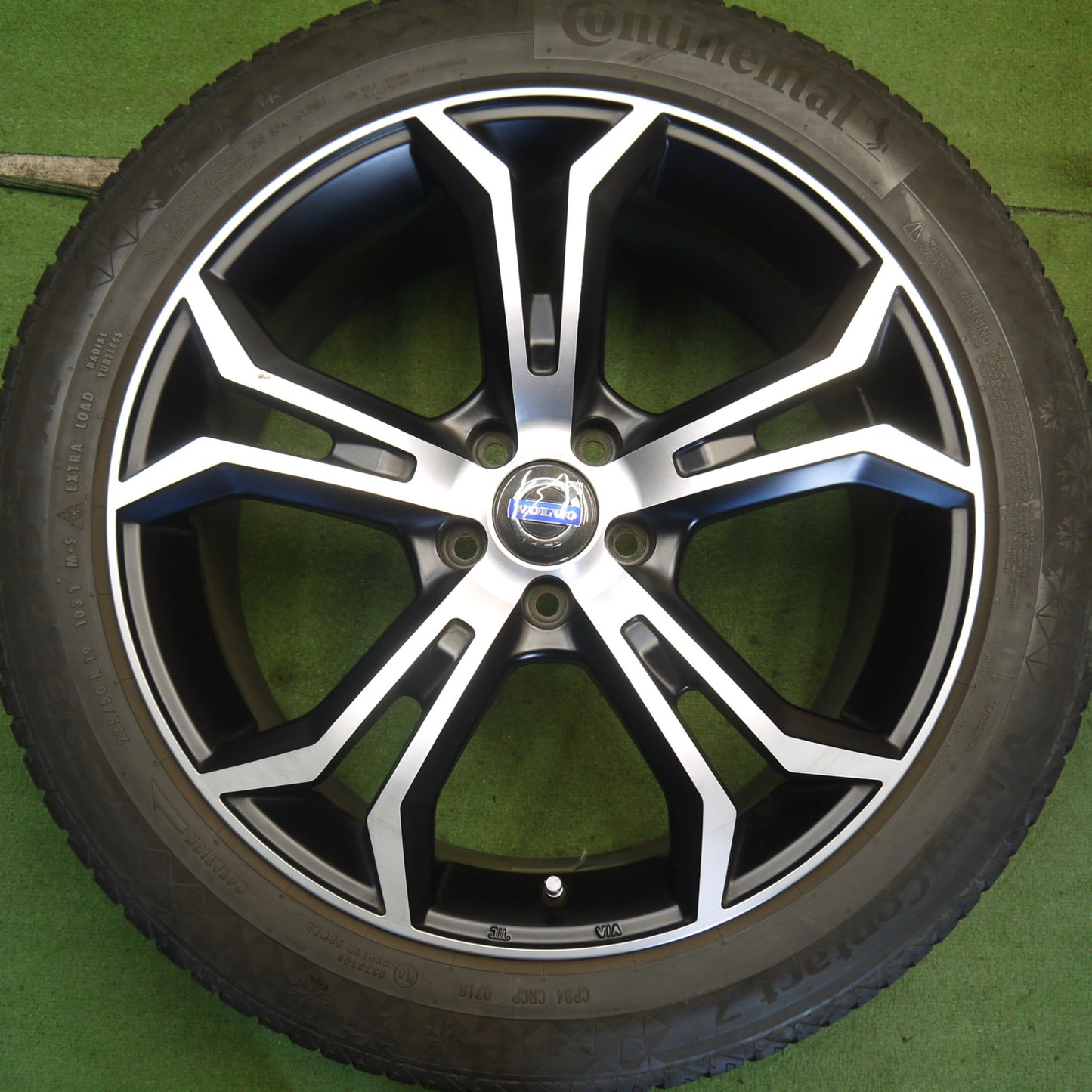 キレイ◎ボルボ 等 VST Type PLS 235/50R19 スタッドレス コンチネンタル バイキングコンタクト7 19インチ PCD108/5H◎6062902Hス