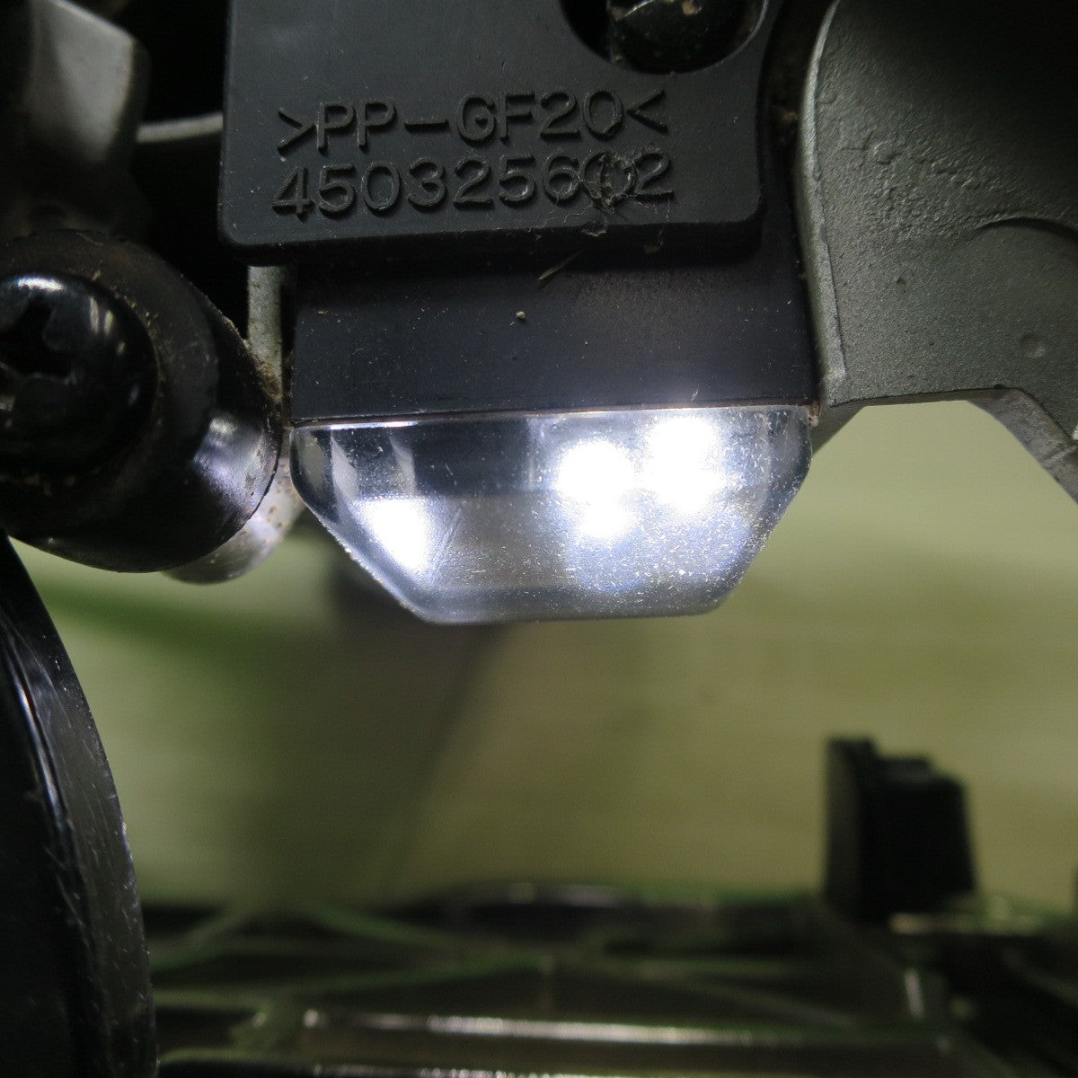[送料無料] ☆マキタ 165mm マルノコ 5731S 電動 工具 丸のこ 丸ノコ コード式 丸鋸 木工 切断機 Makita☆