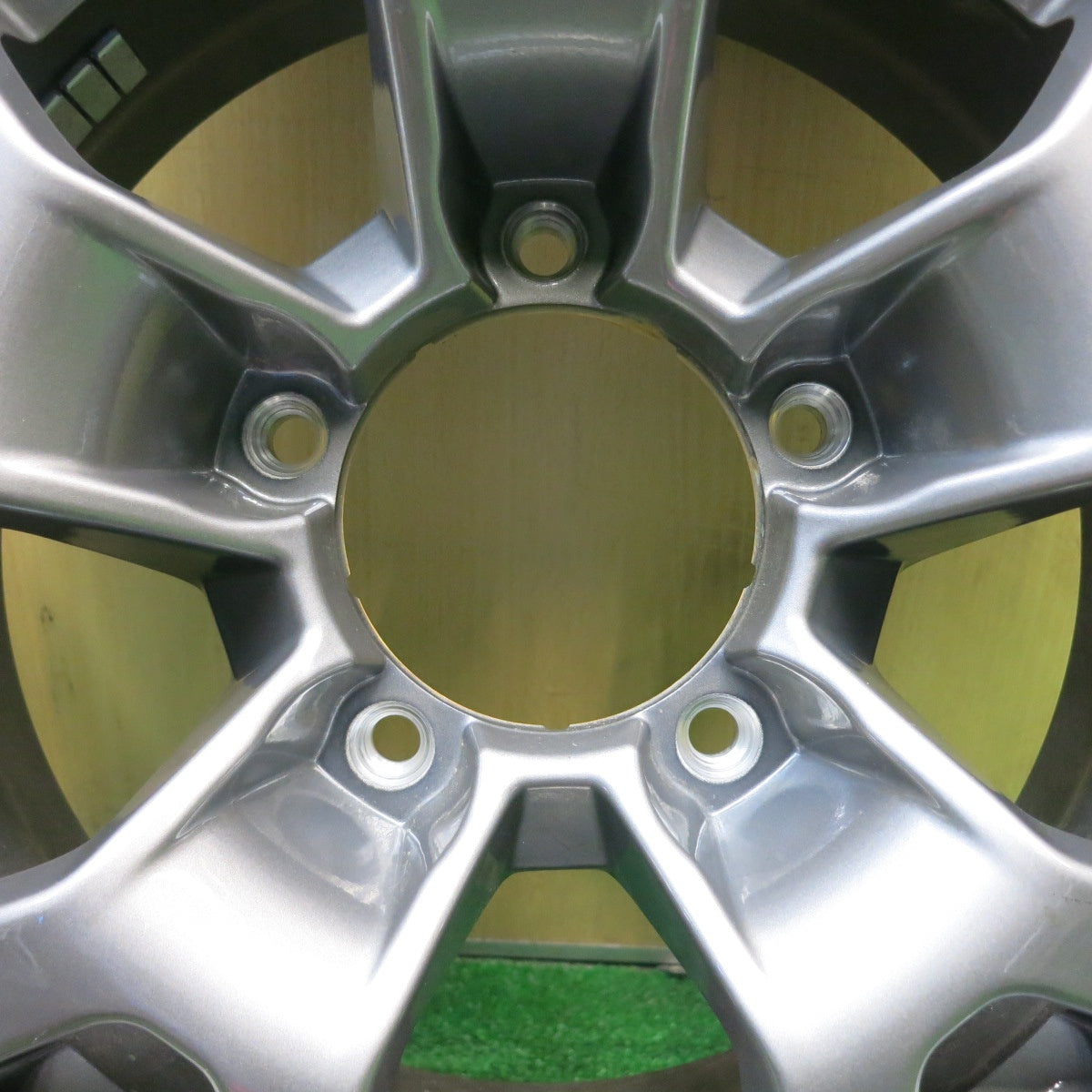 新車外し！24年★スズキ JB74 W ジムニー シエラ 純正 195/80R15 ダンロップ AT20 グラントレック 15インチ PCD139.7/5H★5051801HAノ